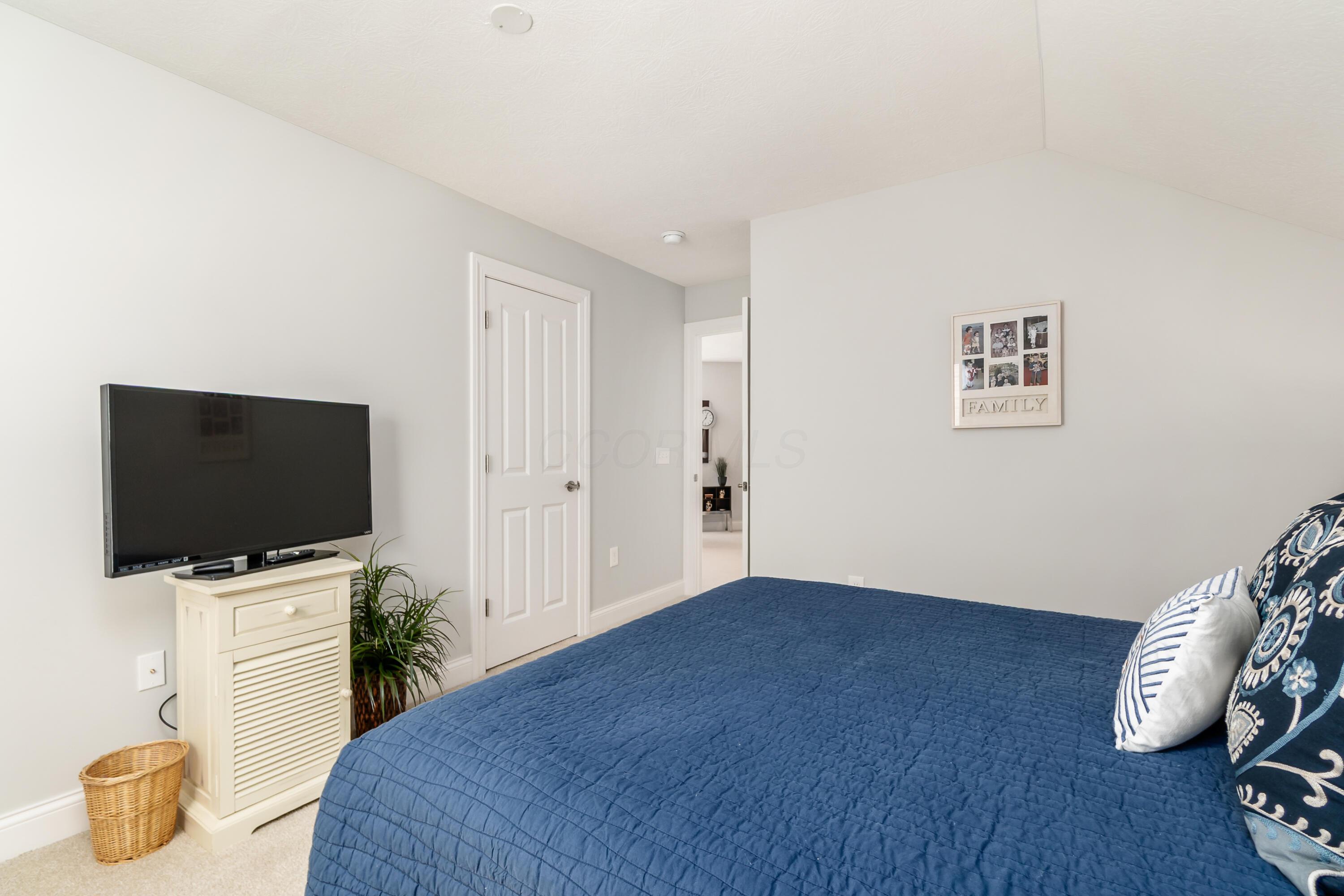 3836 Woodbury Landing