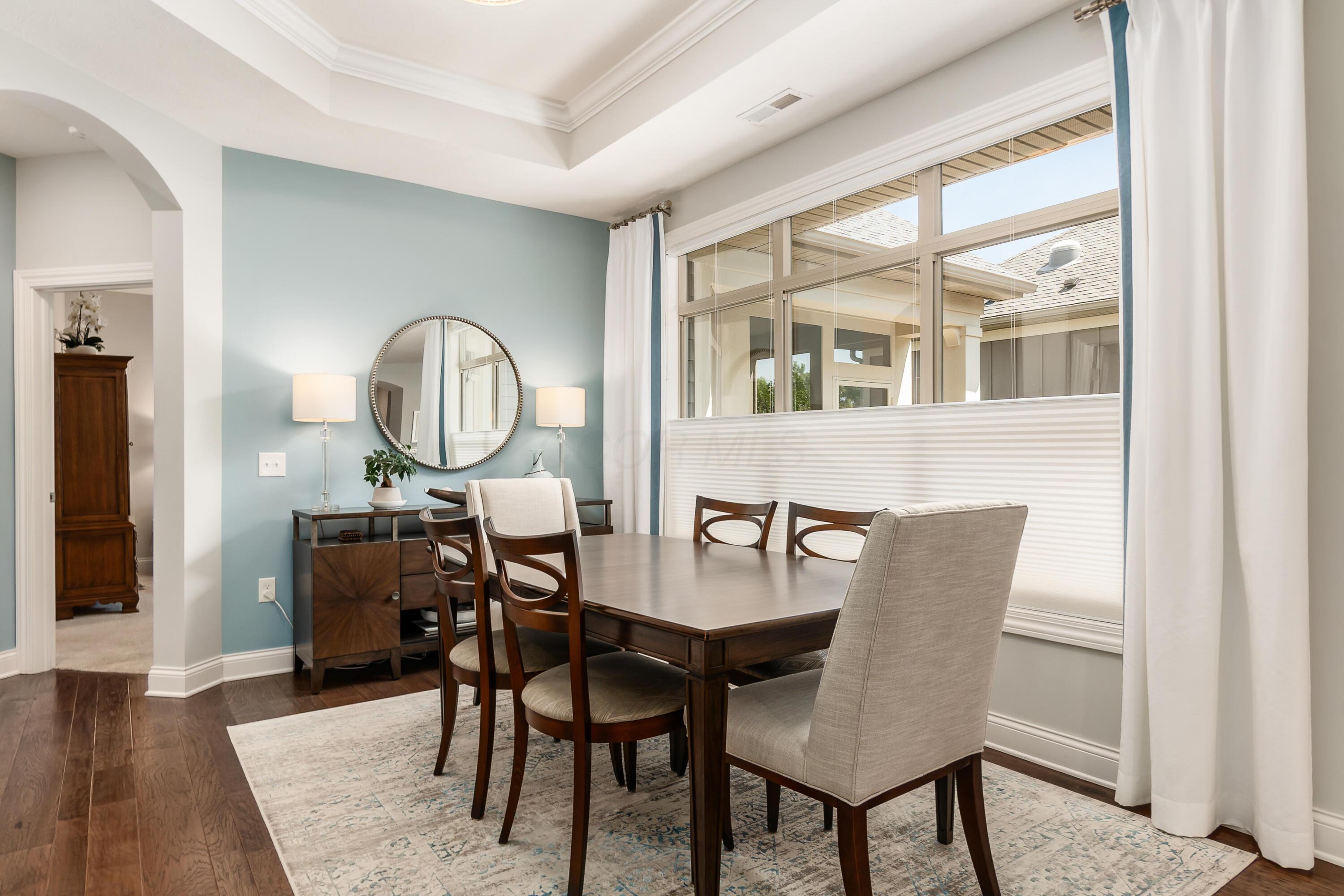 3836 Woodbury Landing