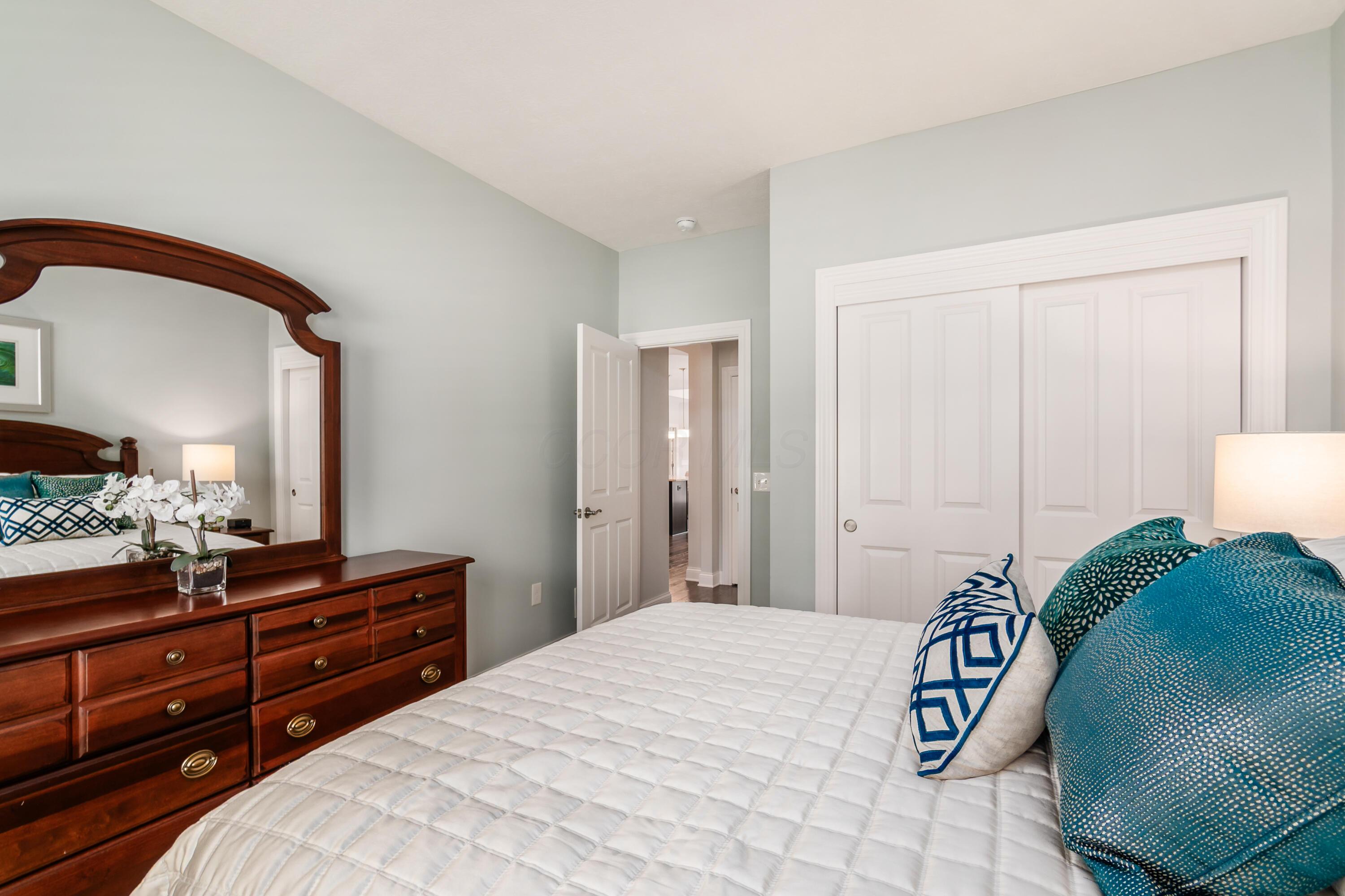 3836 Woodbury Landing