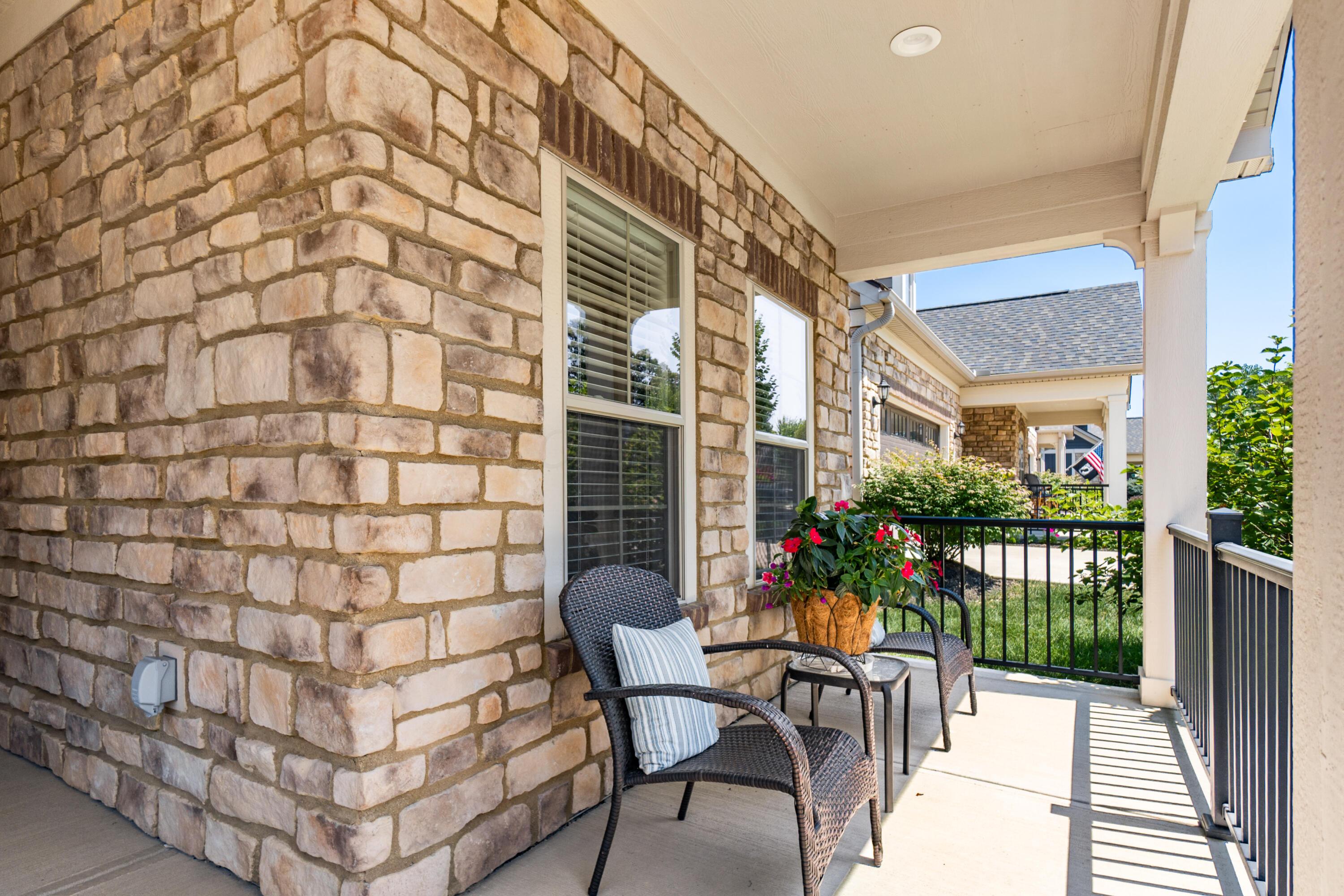 3836 Woodbury Landing