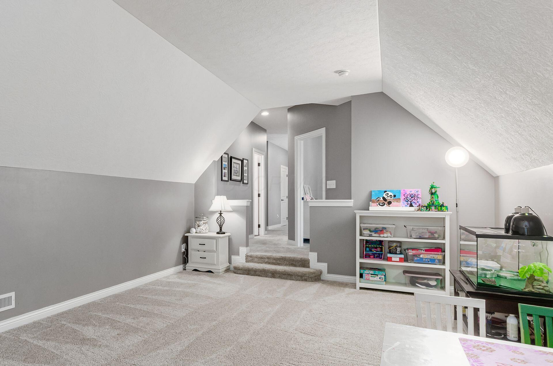 6993 Cunningham Drive