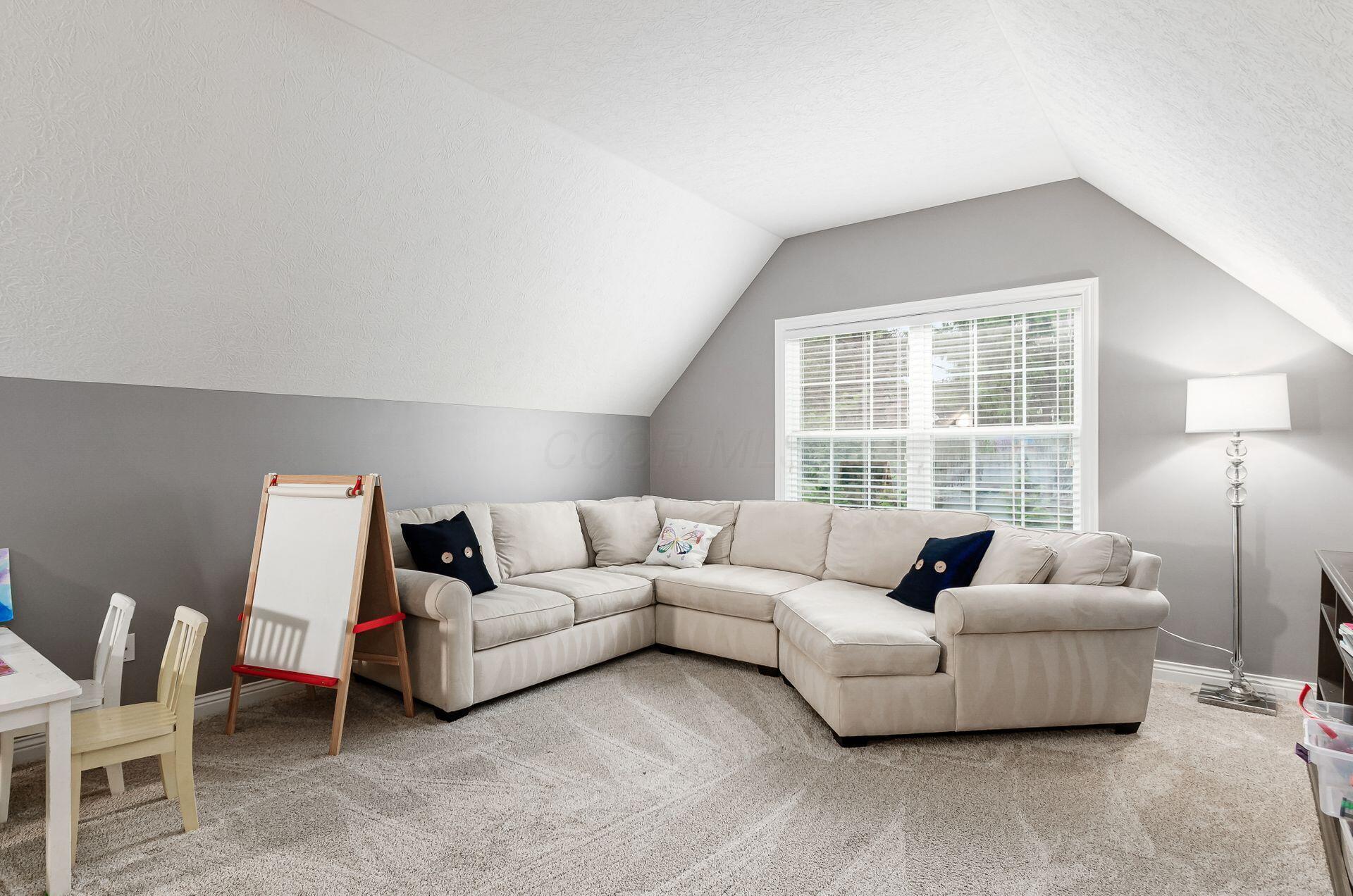 6993 Cunningham Drive