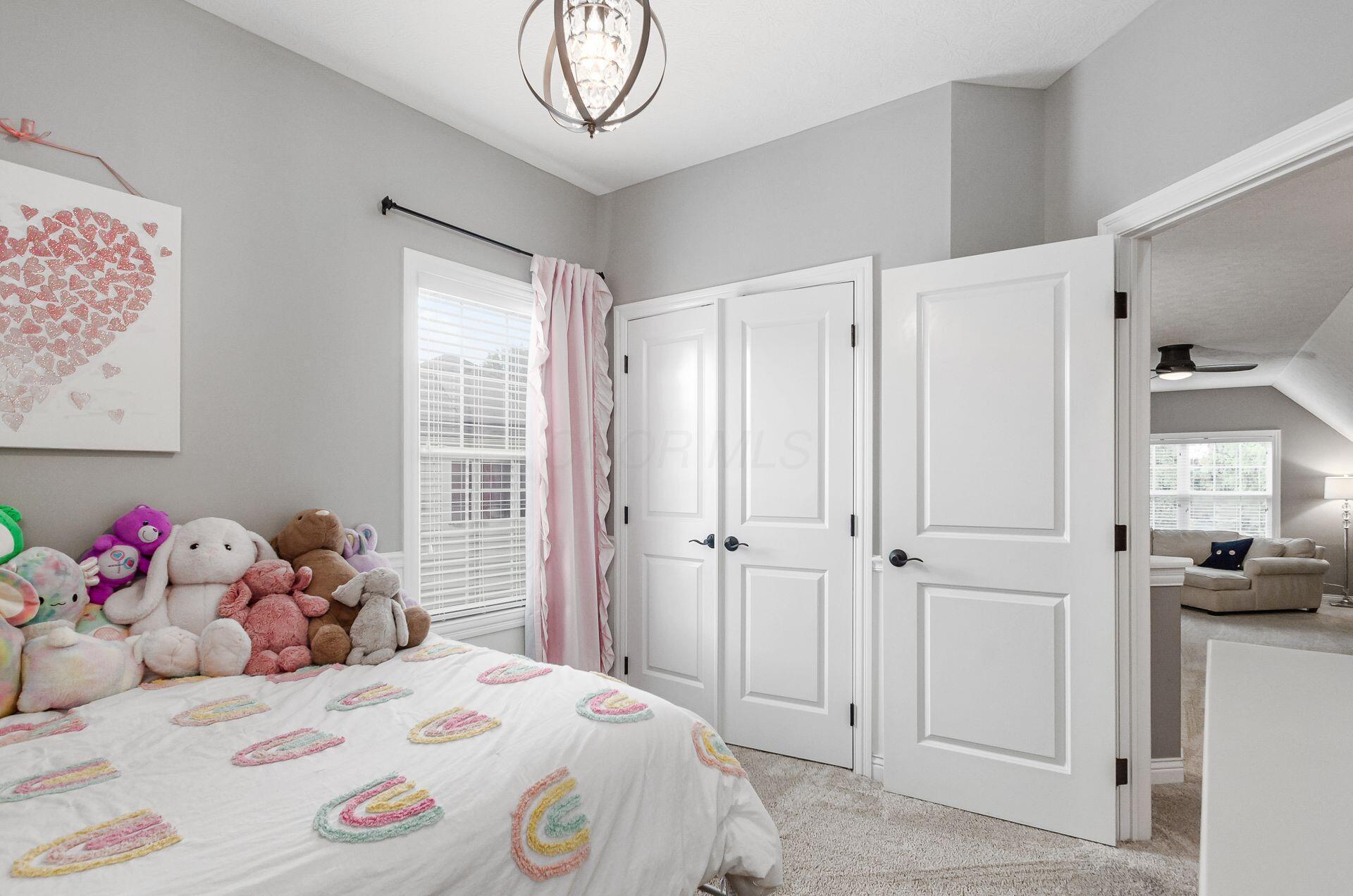 6993 Cunningham Drive