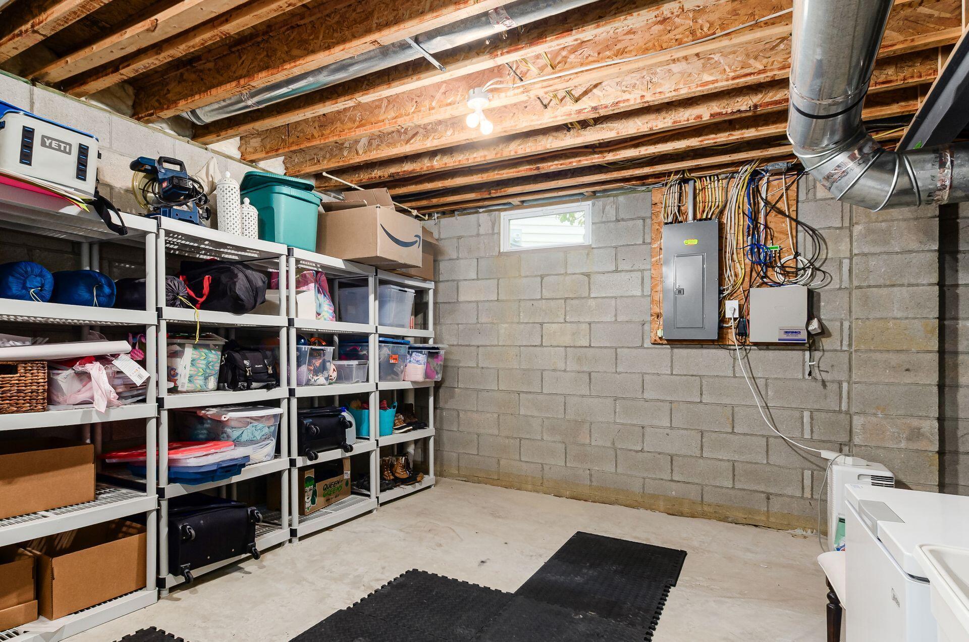 6993 Cunningham Drive