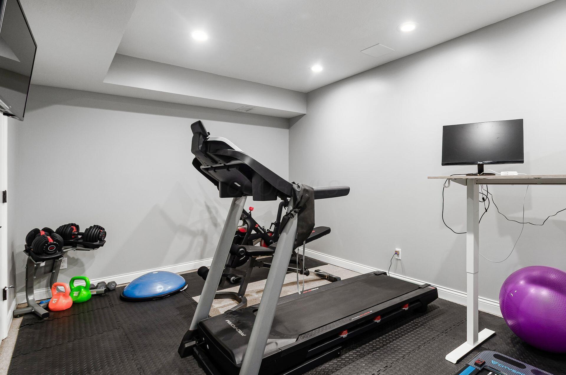 6993 Cunningham Drive