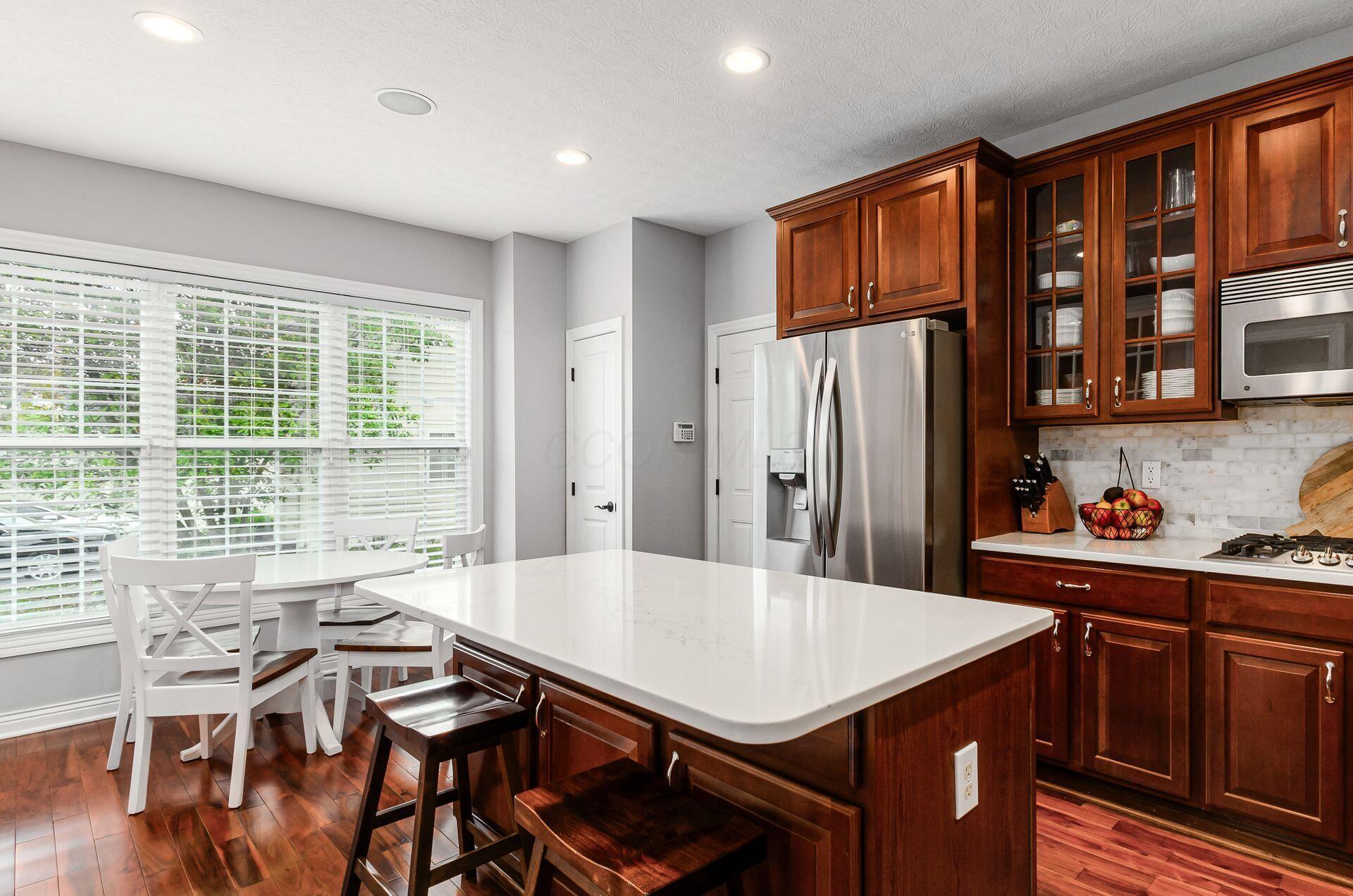 6993 Cunningham Drive