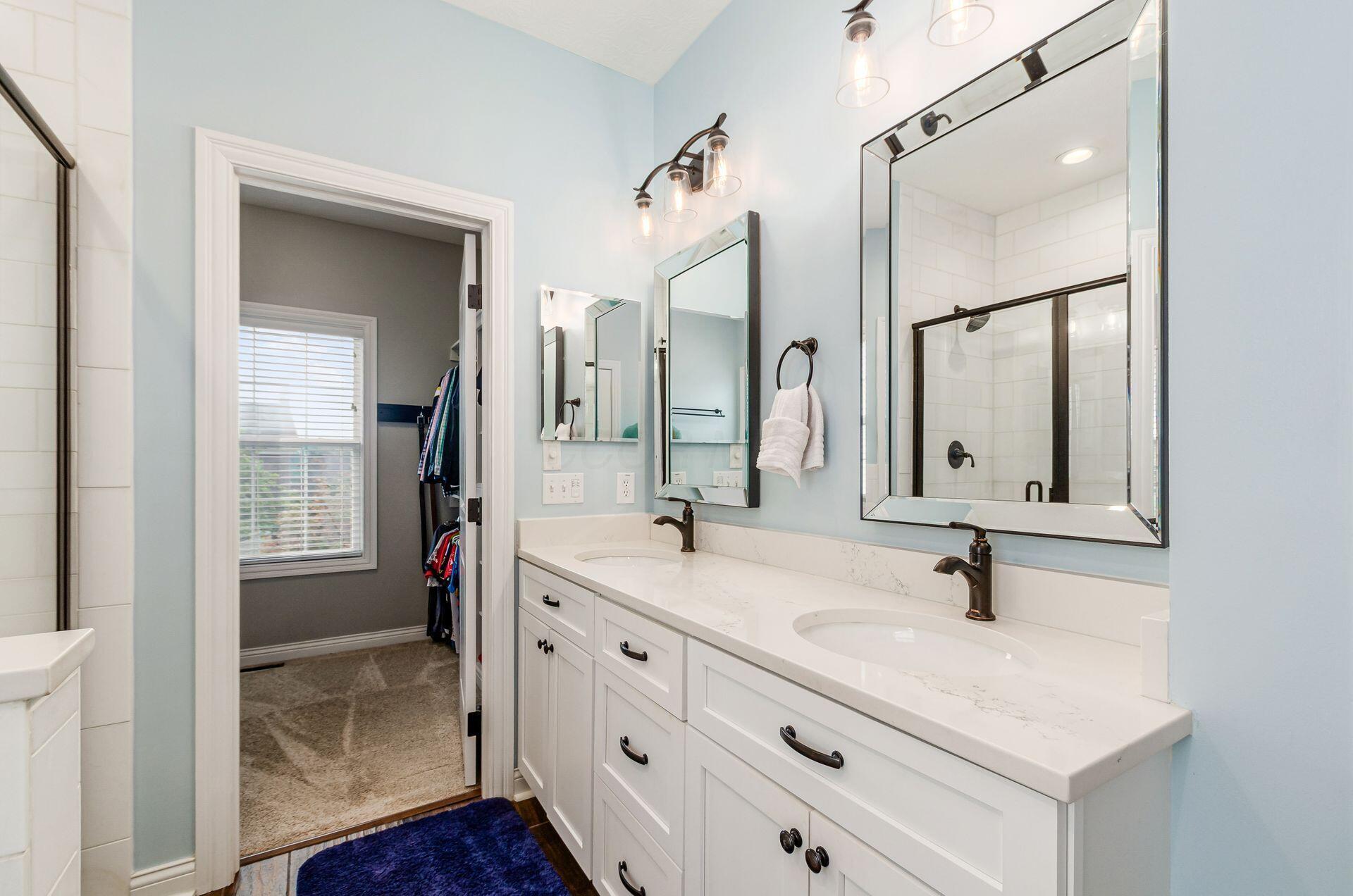 6993 Cunningham Drive