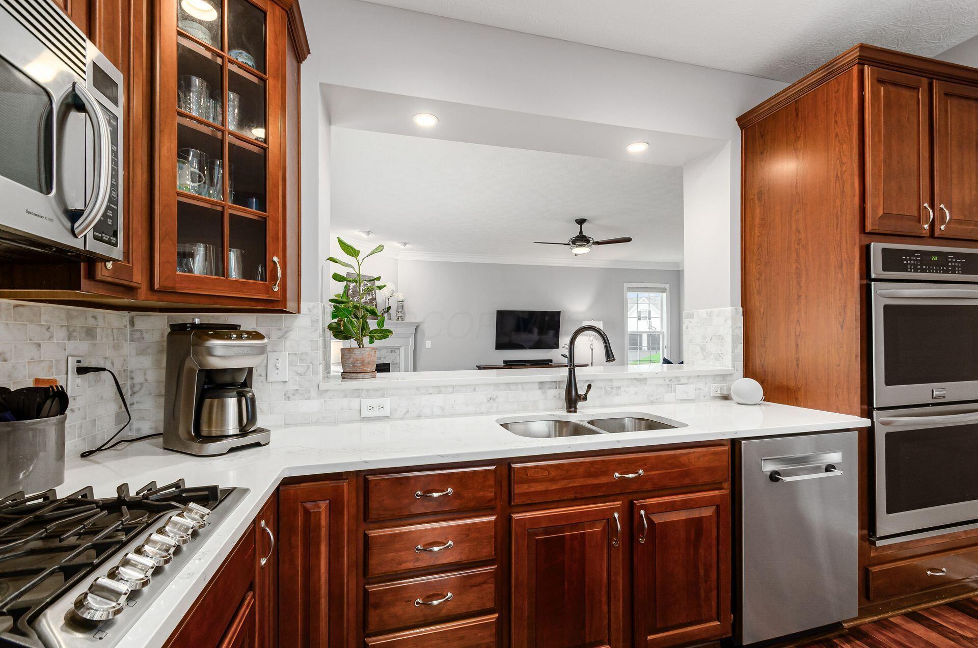 6993 Cunningham Drive