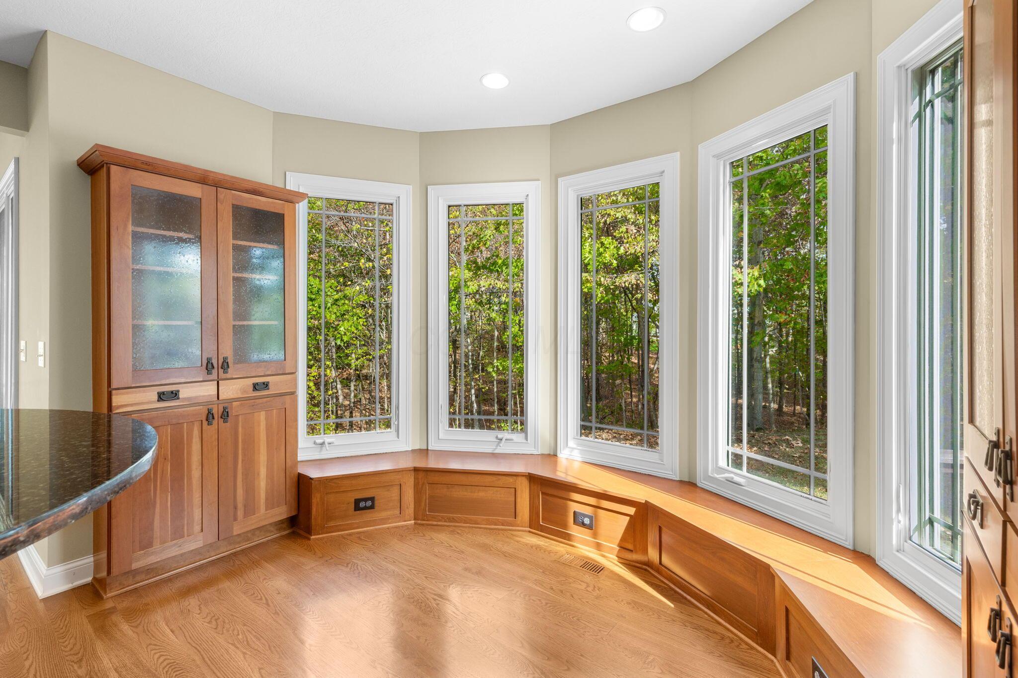 5605 Streamside Drive