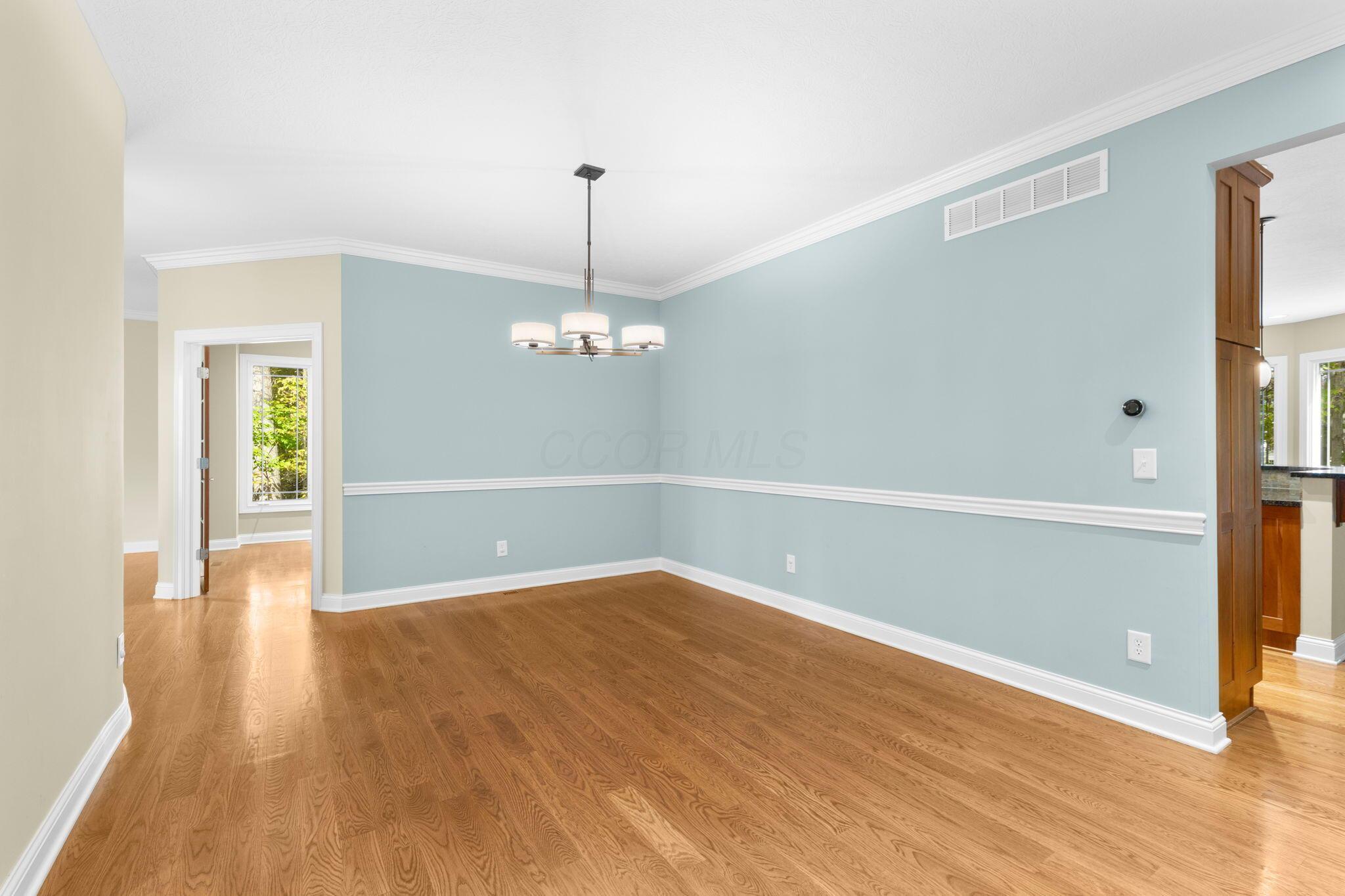 5605 Streamside Drive