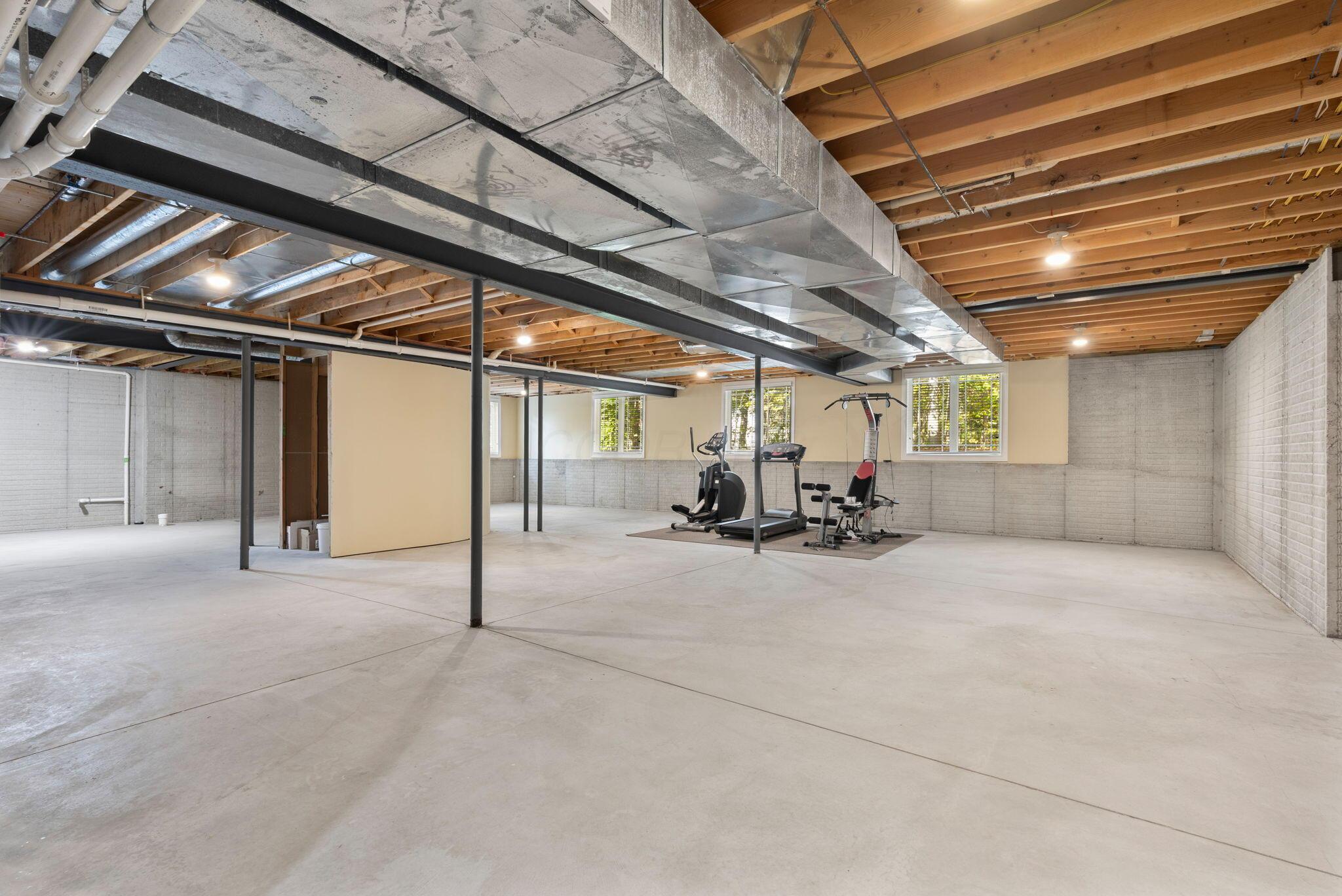 5605 Streamside Drive