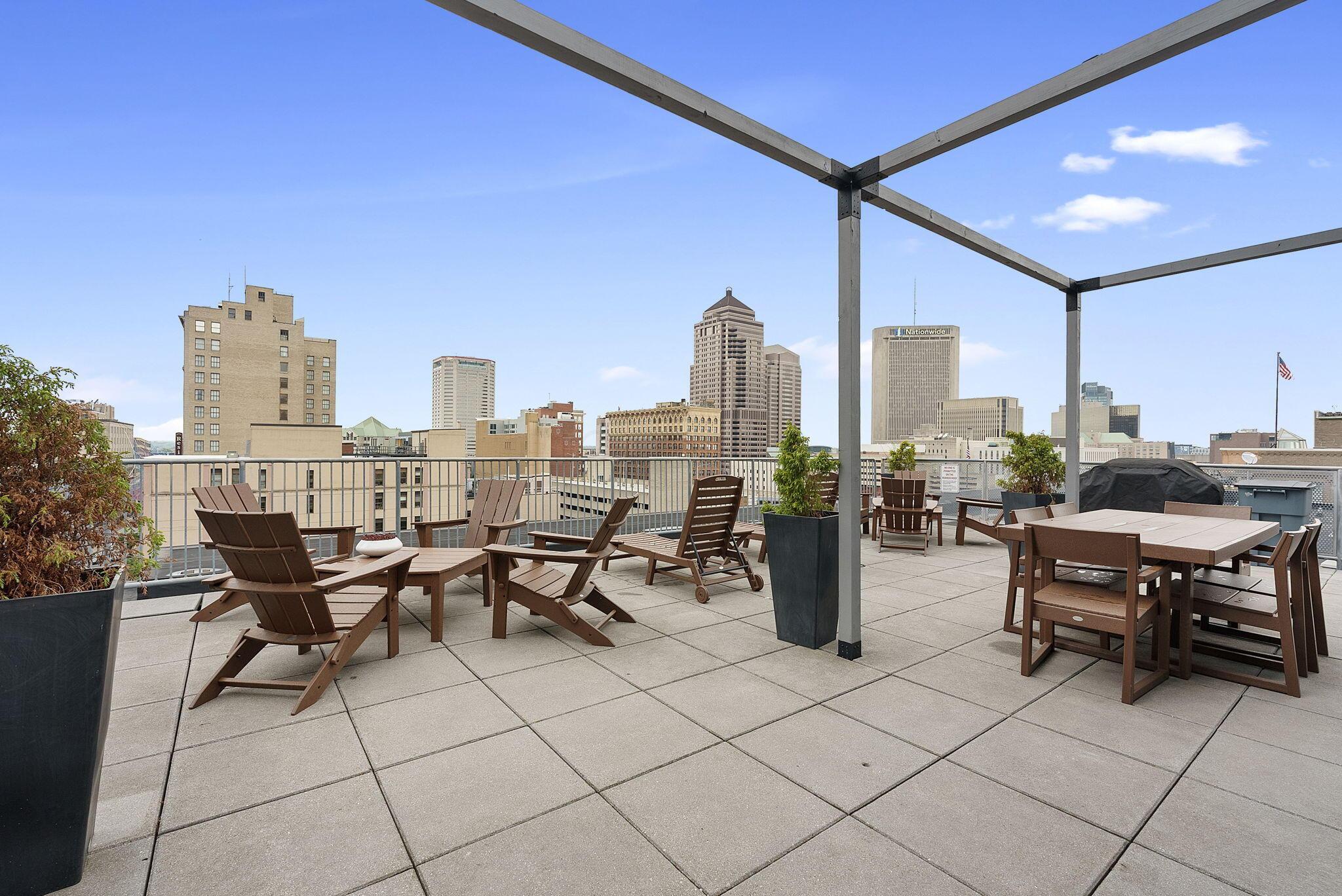 100 E Gay Street, 503