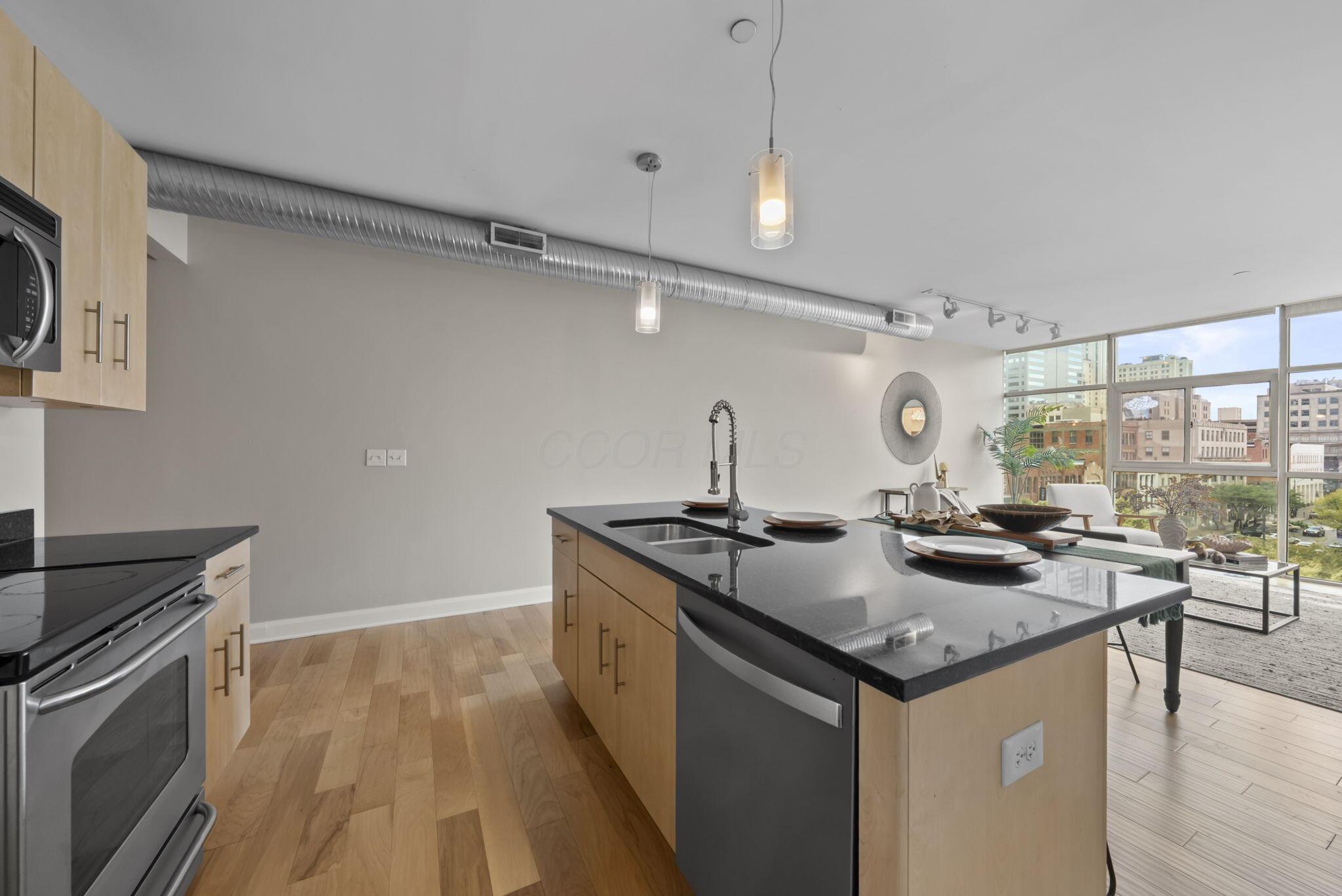 100 E Gay Street, 503