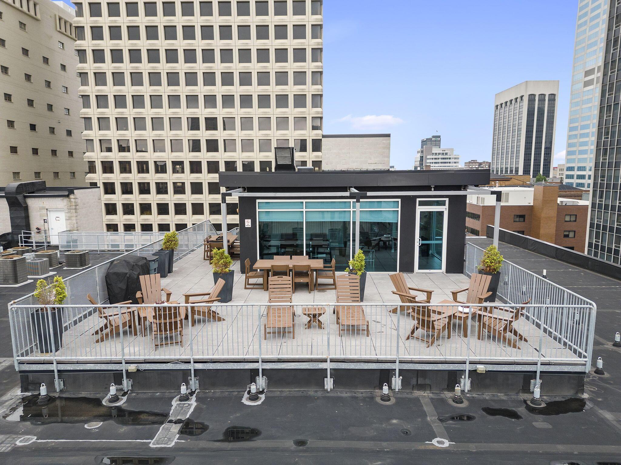 100 E Gay Street, 503