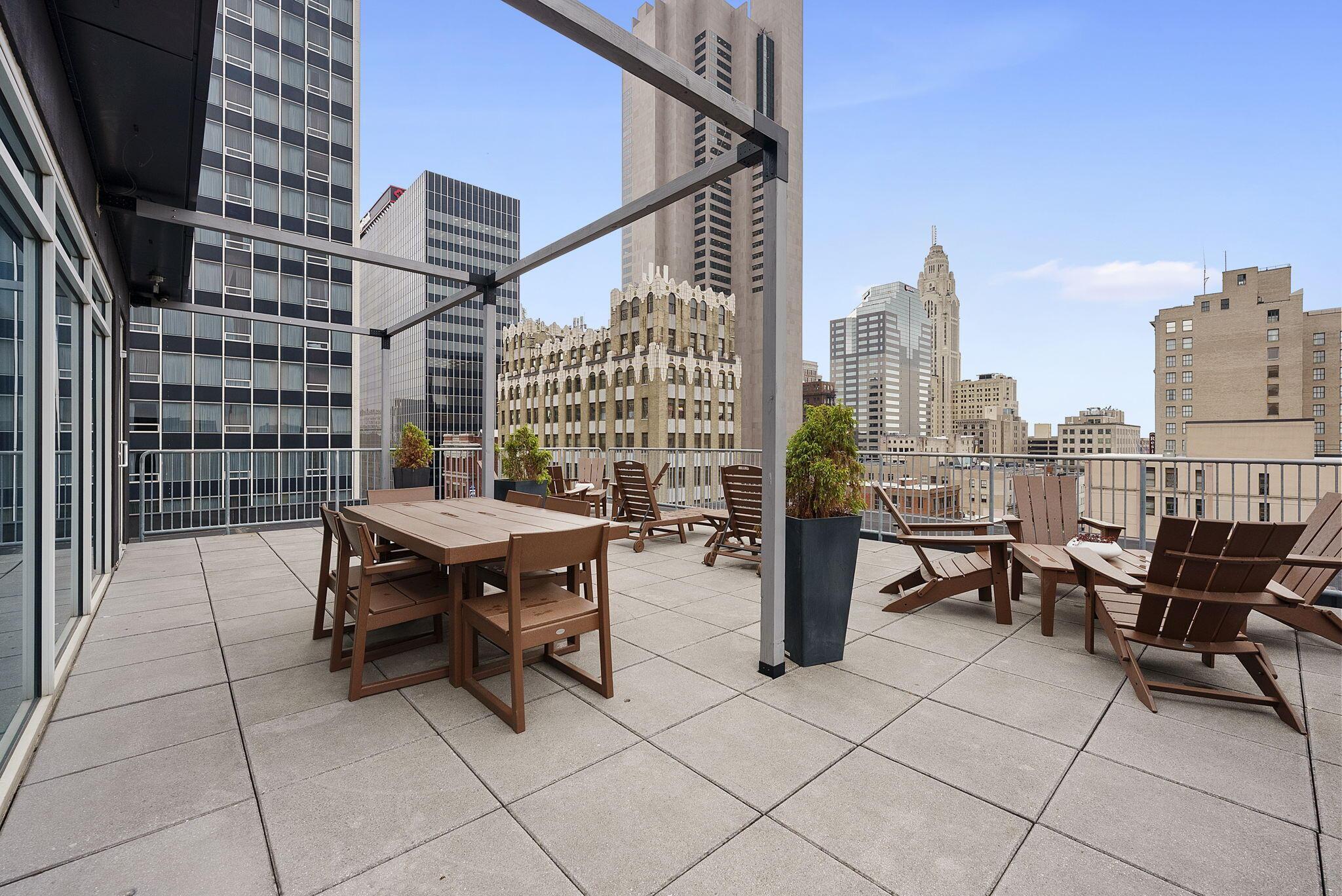 100 E Gay Street, 503