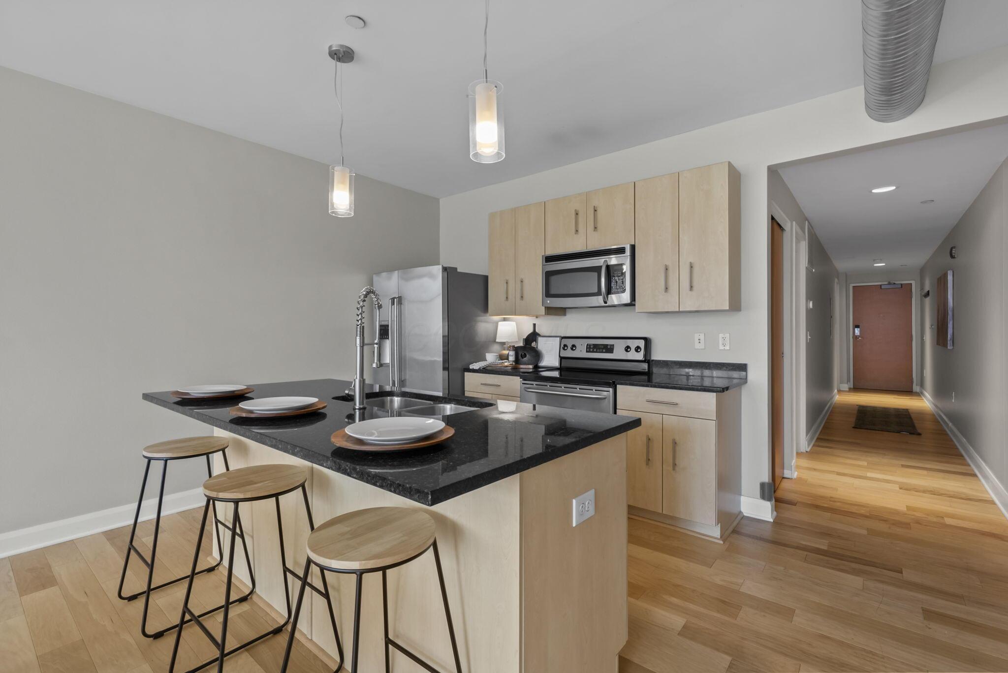 100 E Gay Street, 503