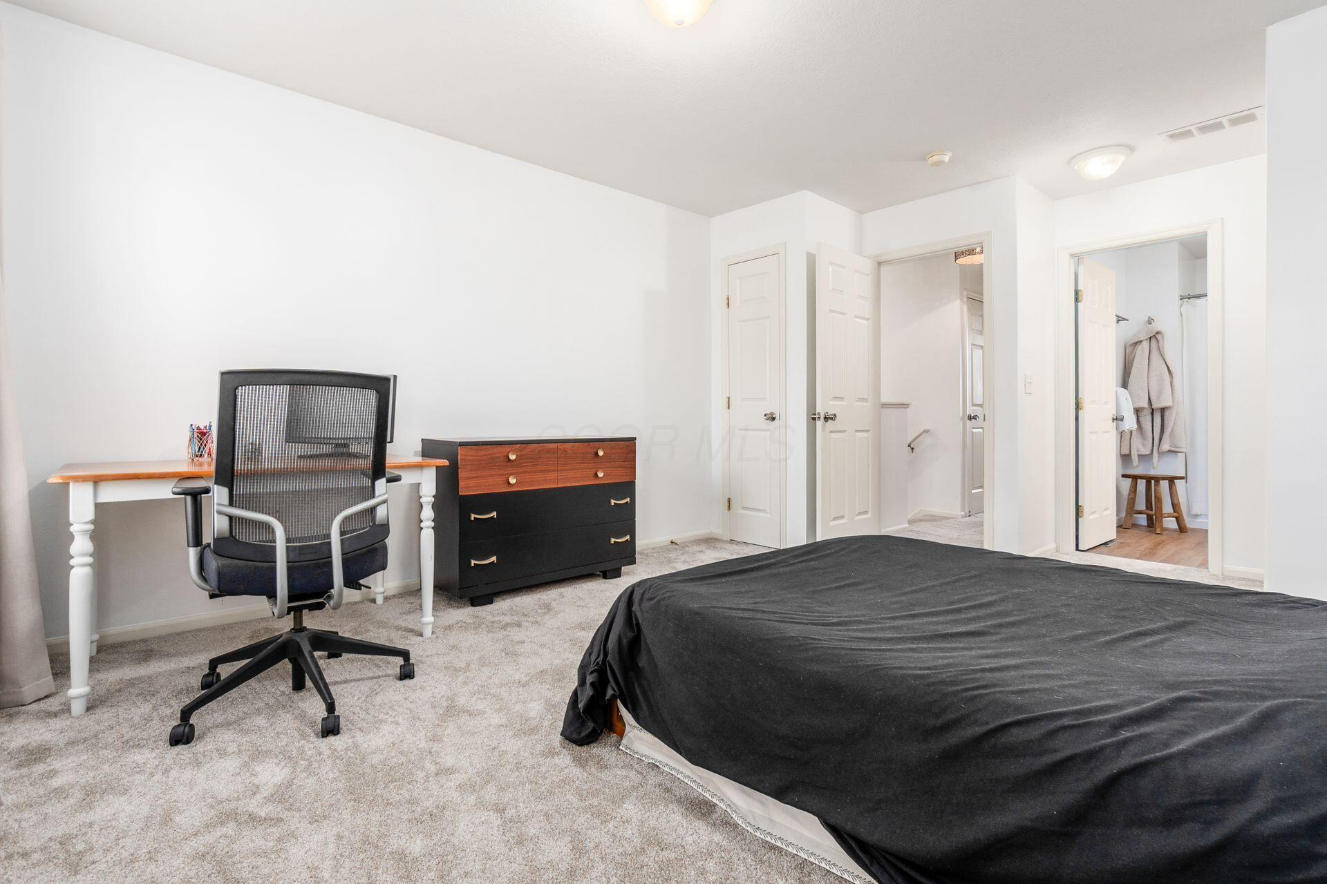 5185 Vinings Boulevard, 5185B