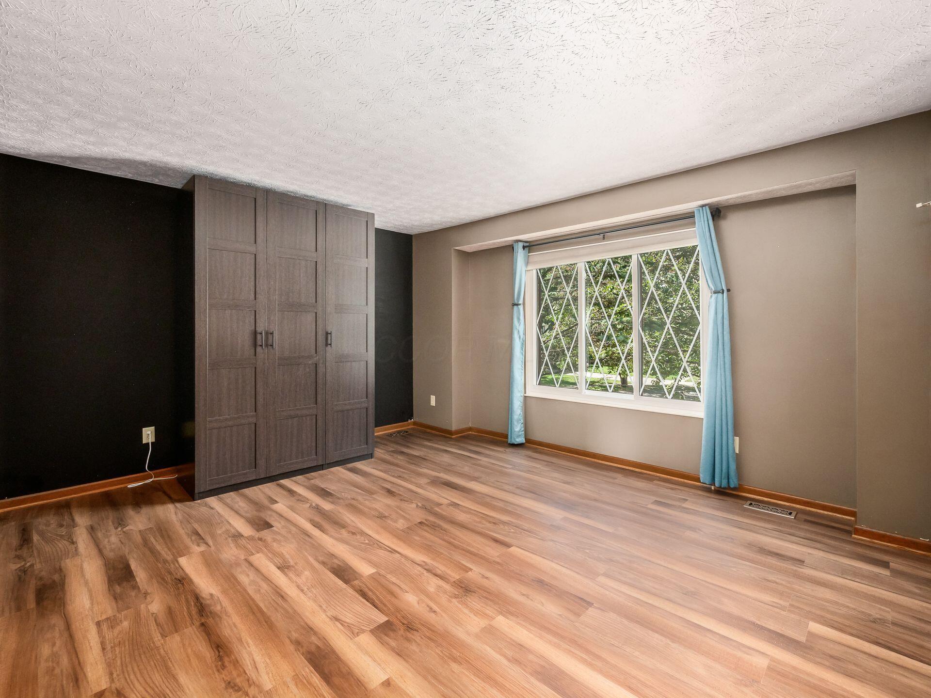 1505 Eastmeadow Place