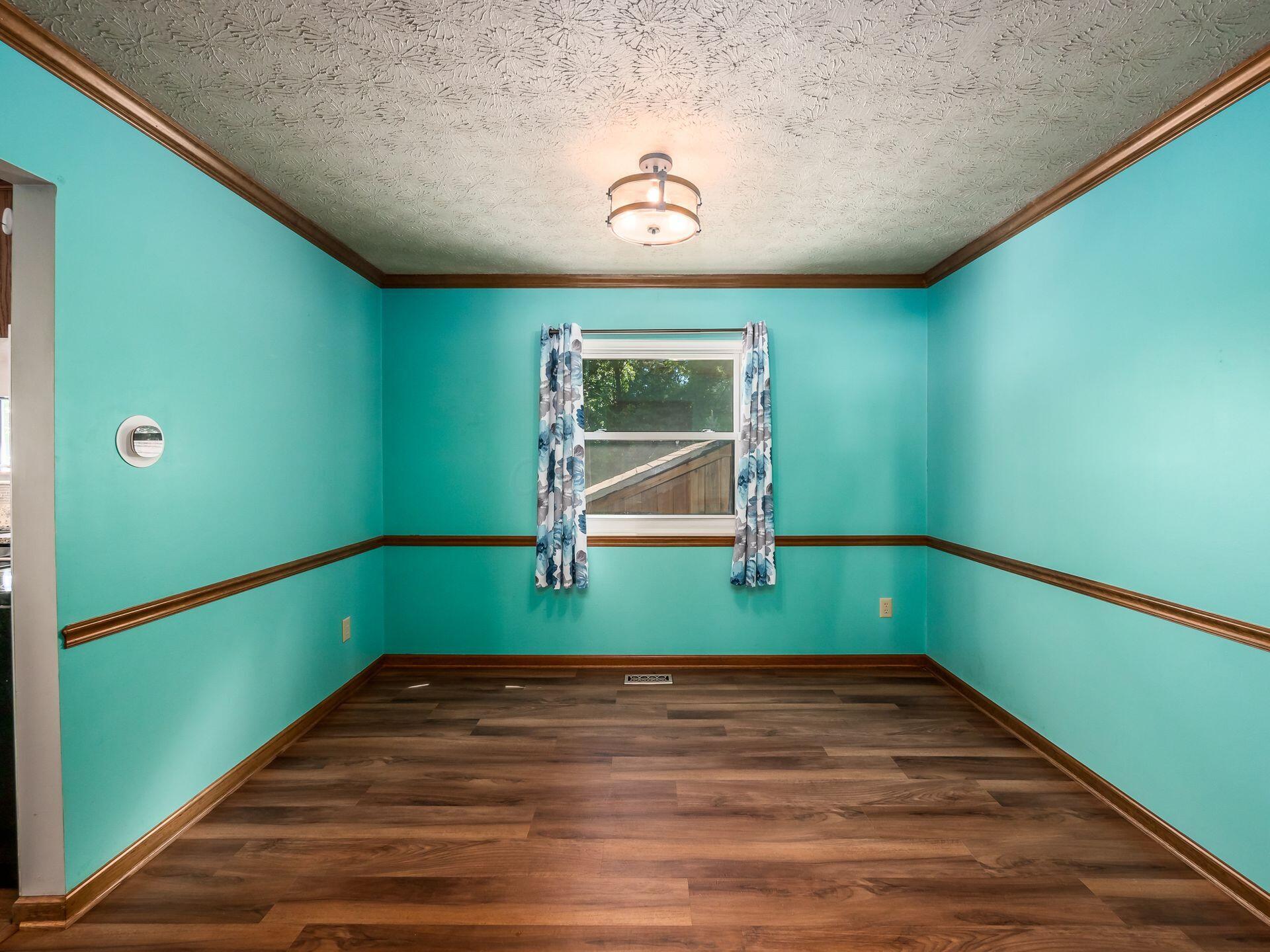 1505 Eastmeadow Place