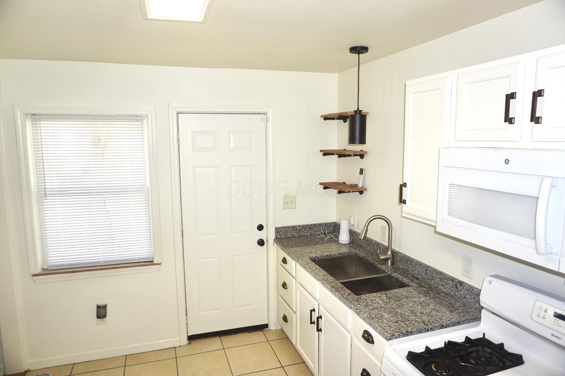 2896-2898 Mcguffey Road