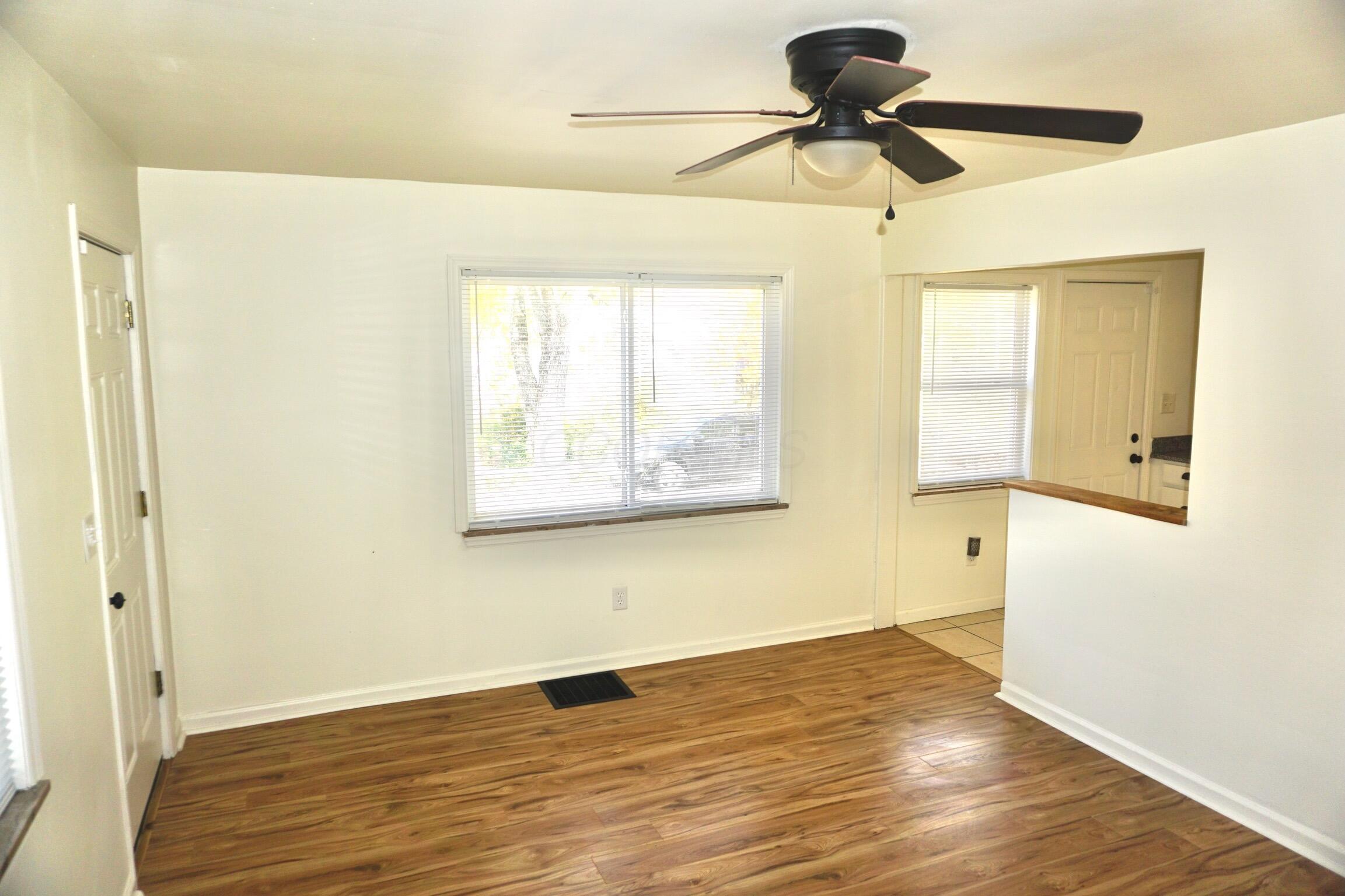 2896-2898 Mcguffey Road