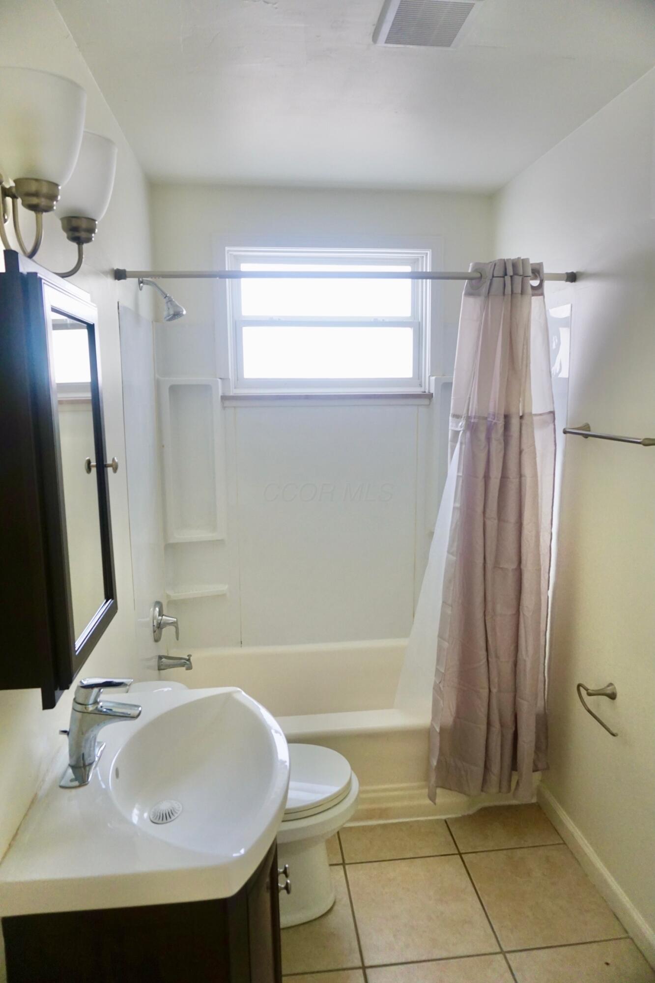 2896-2898 Mcguffey Road