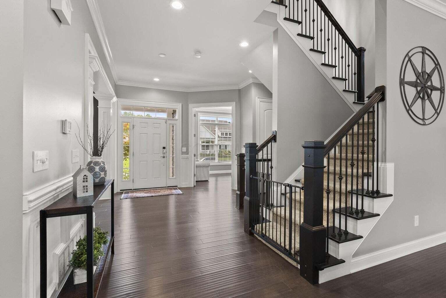 2896 Sandycombe Drive