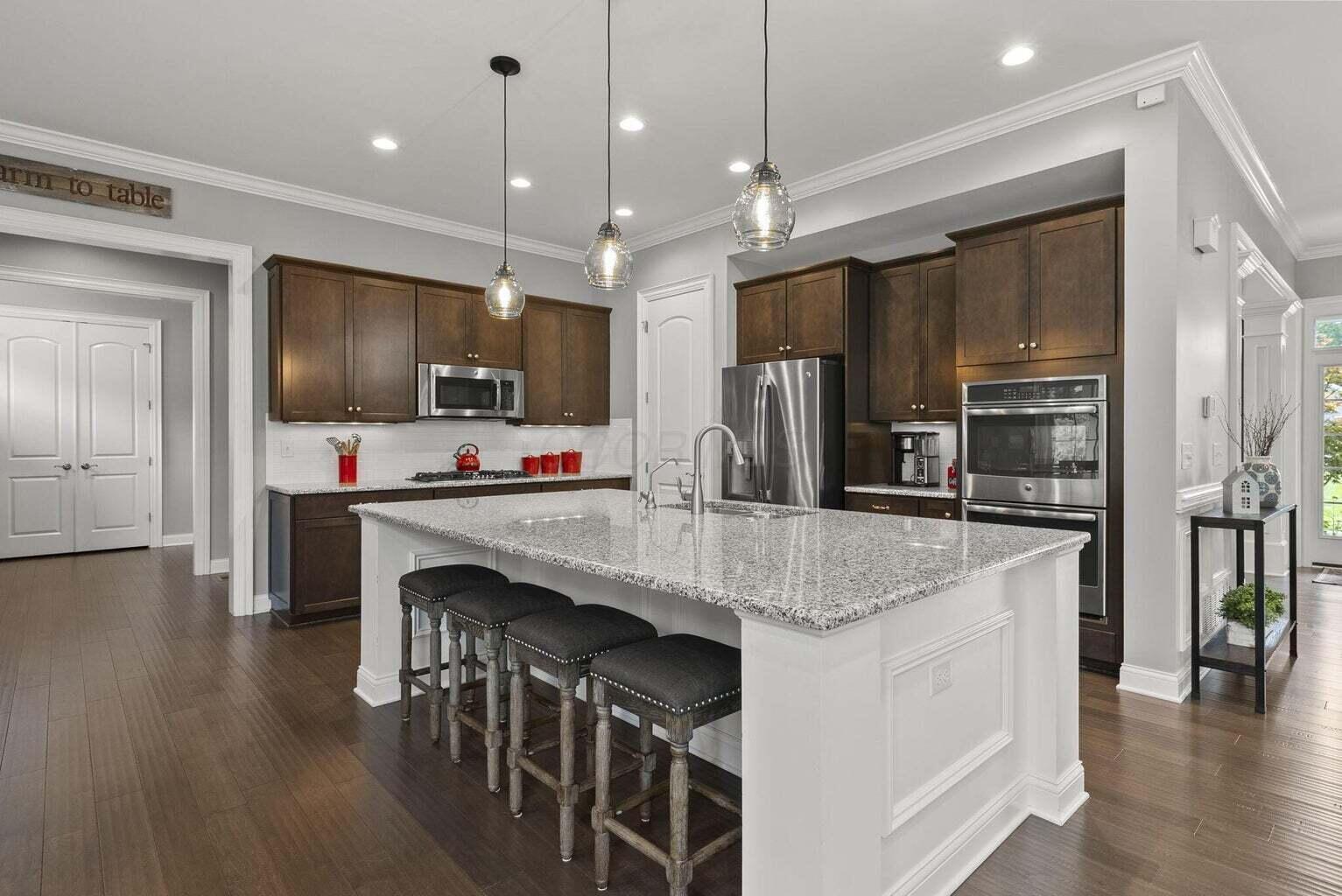 2896 Sandycombe Drive