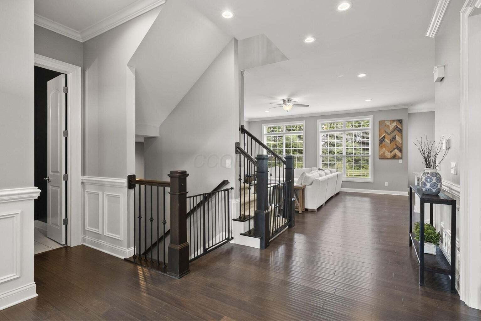 2896 Sandycombe Drive