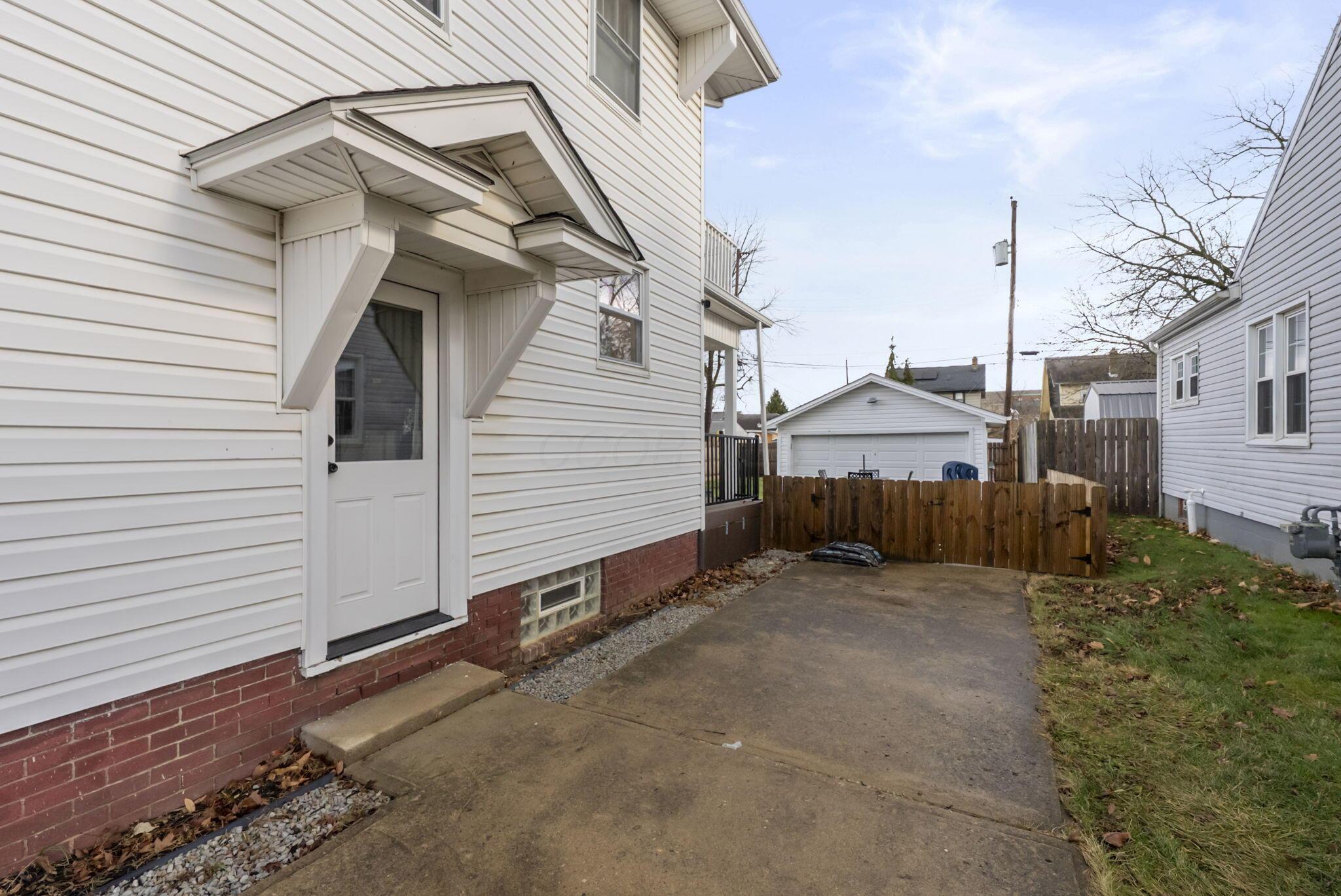 140 Guernsey Avenue