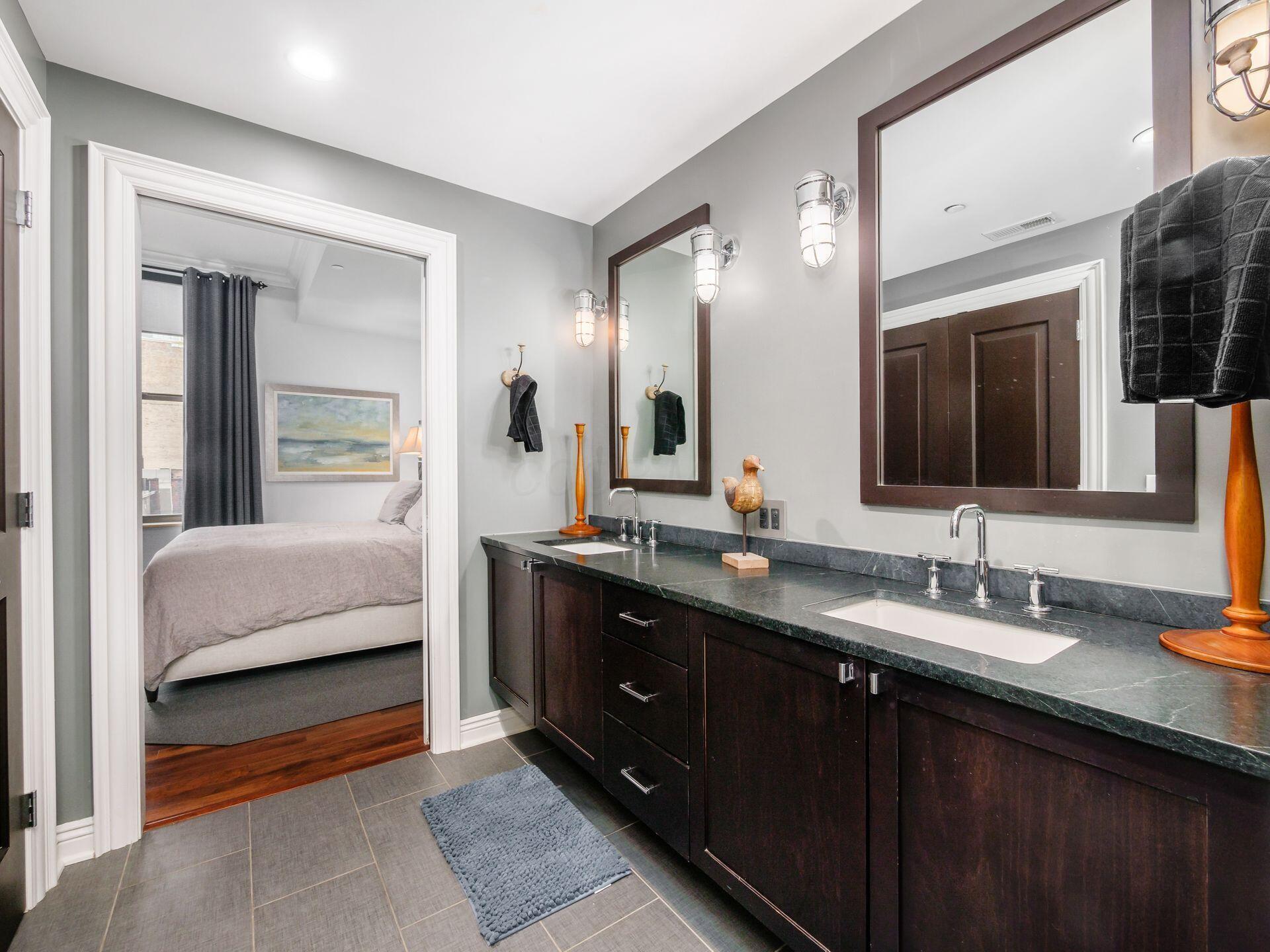 8 E Broad Street, 502