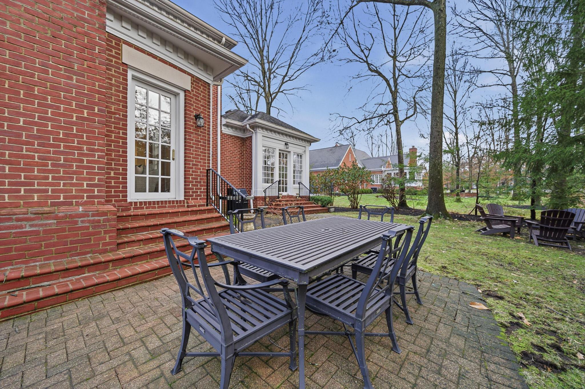 7599 N Goodrich Square