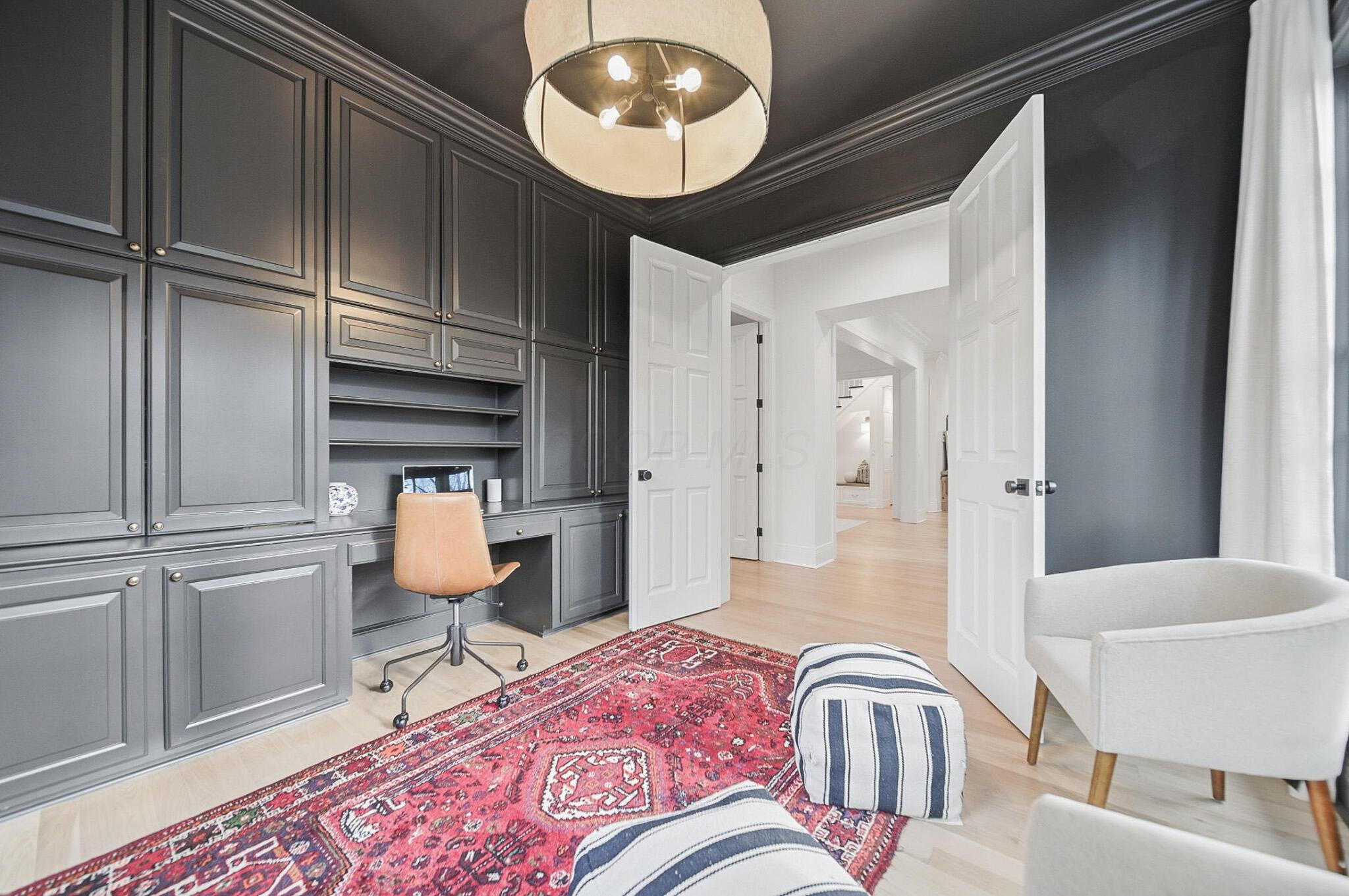 7599 N Goodrich Square