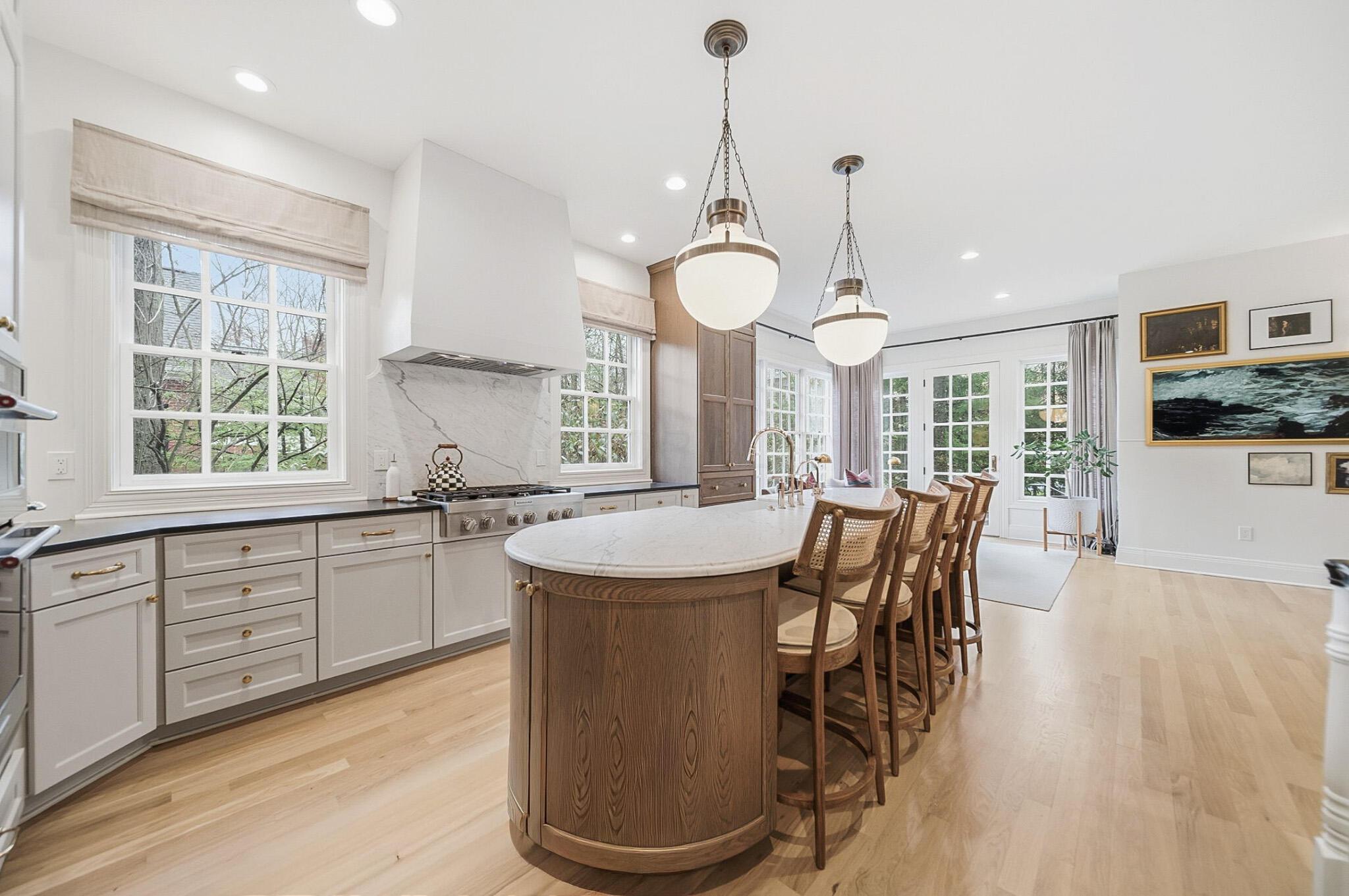 7599 N Goodrich Square