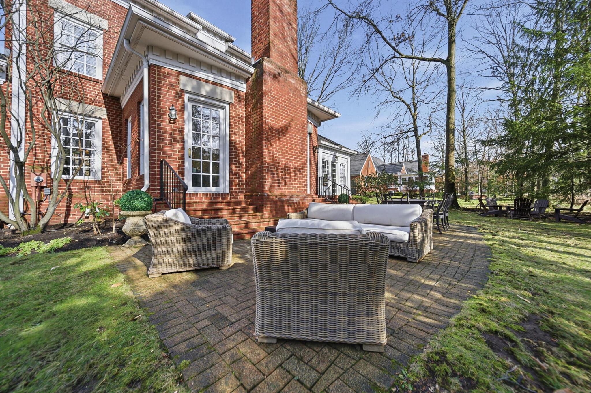 7599 N Goodrich Square