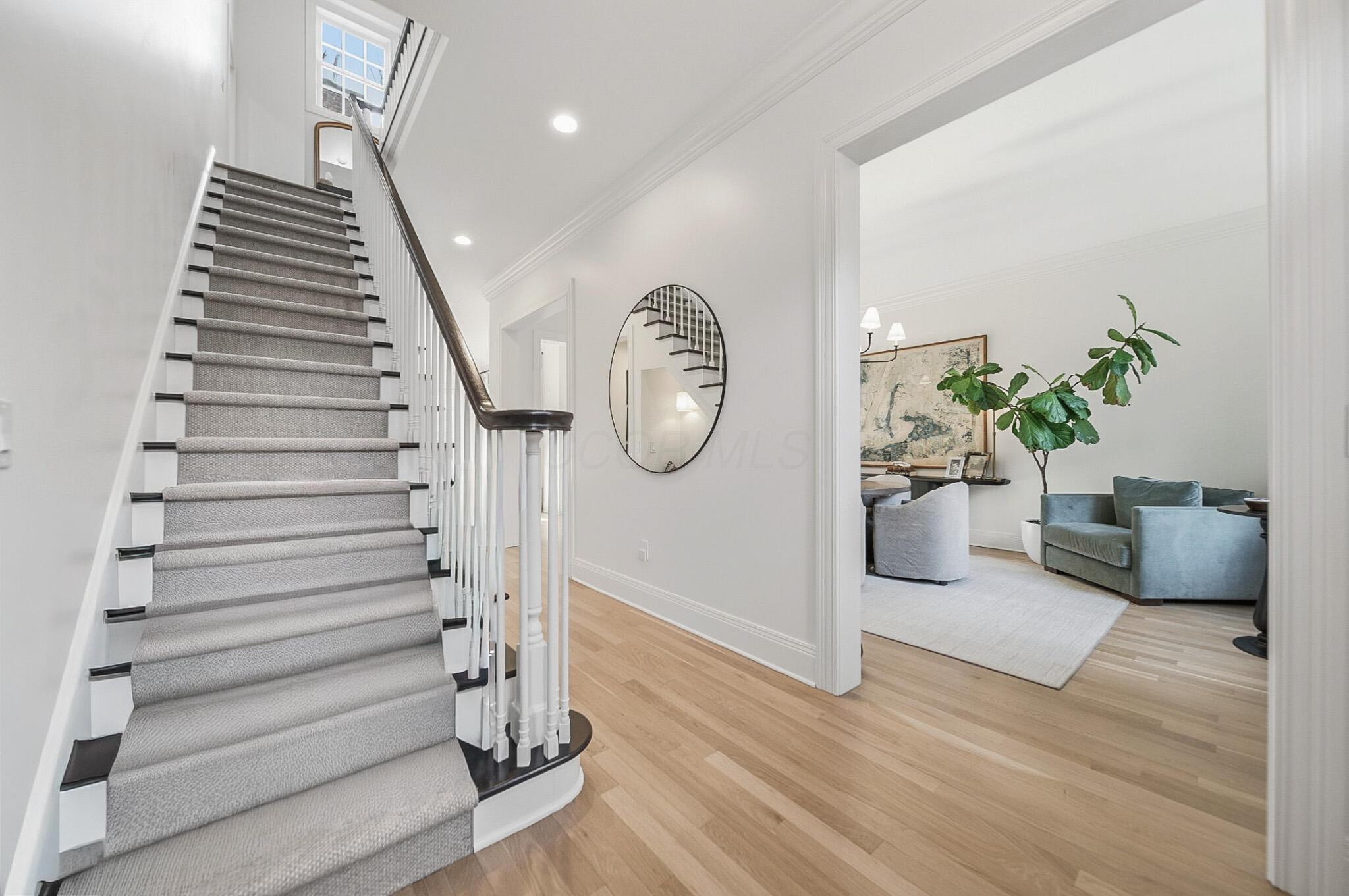 7599 N Goodrich Square