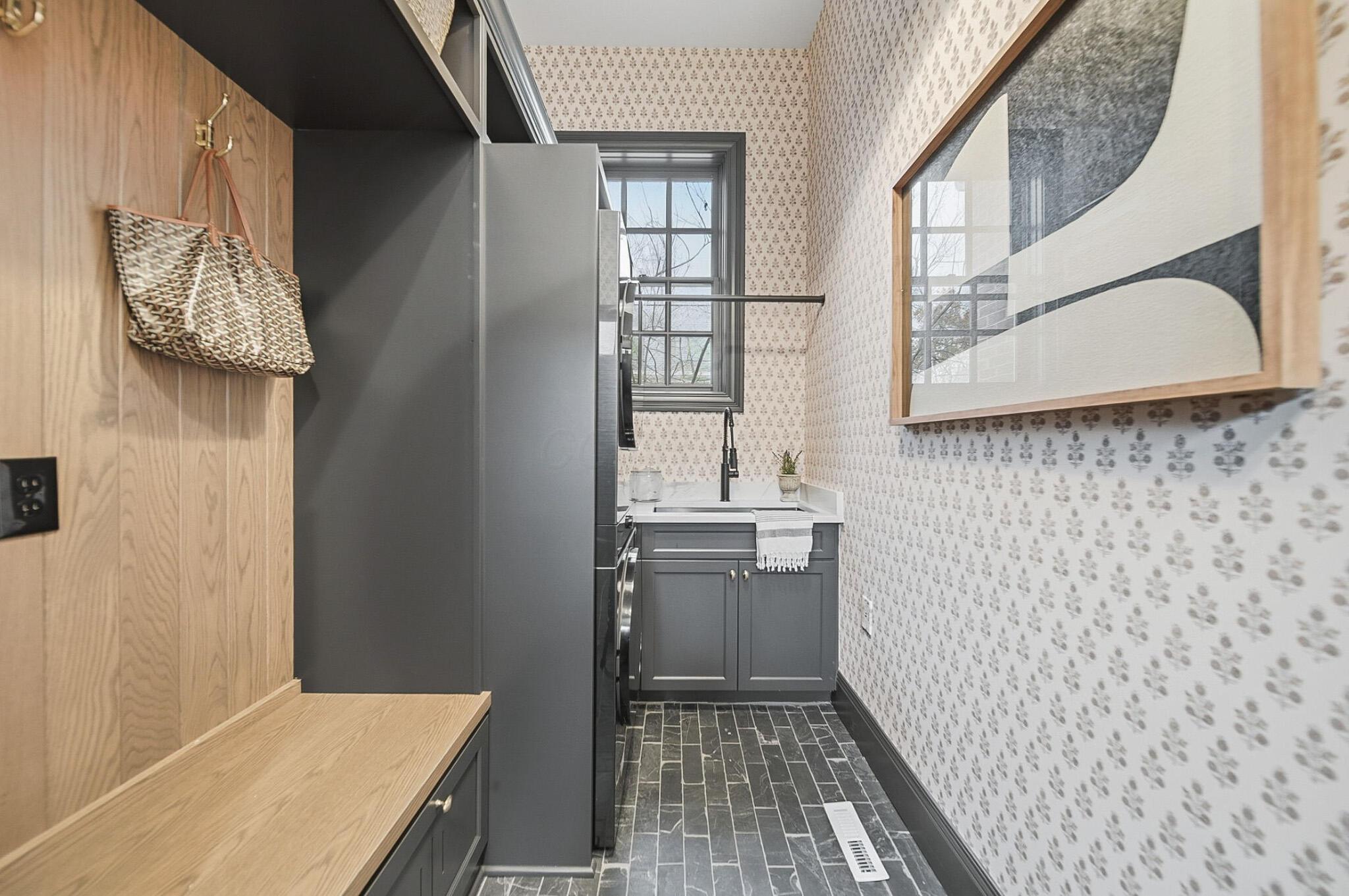 7599 N Goodrich Square