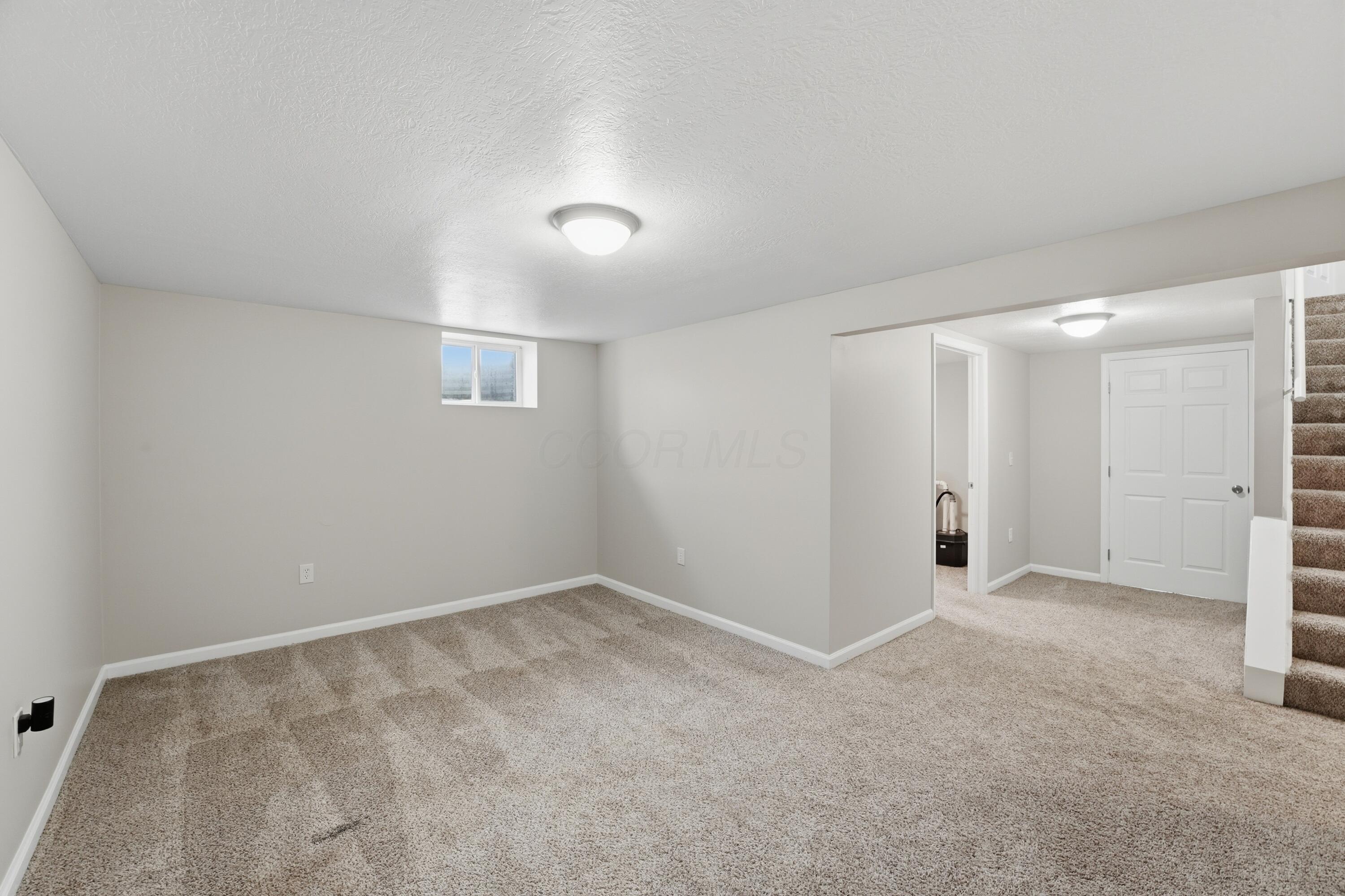 255 Woodside Drive SW