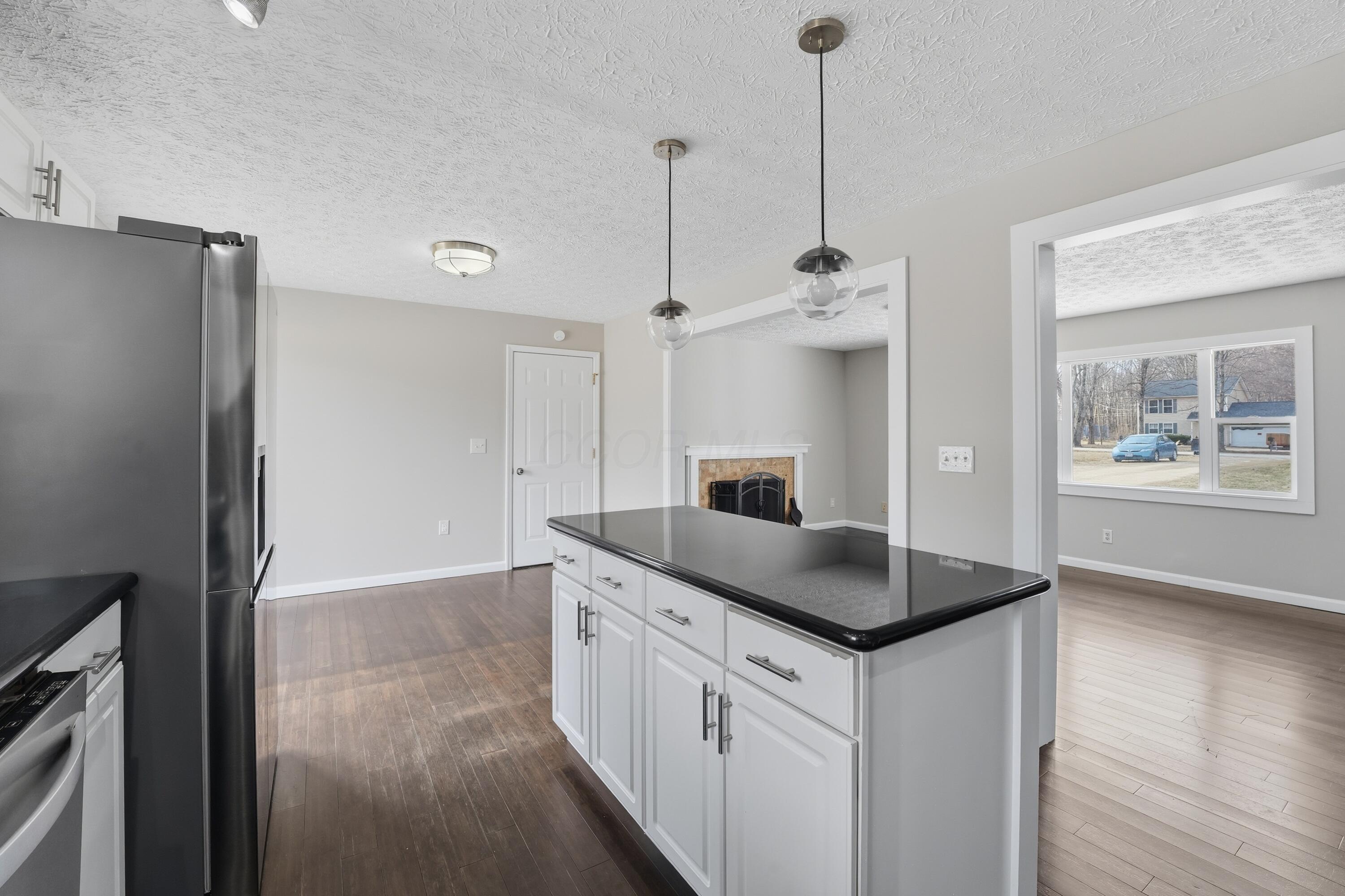 255 Woodside Drive SW