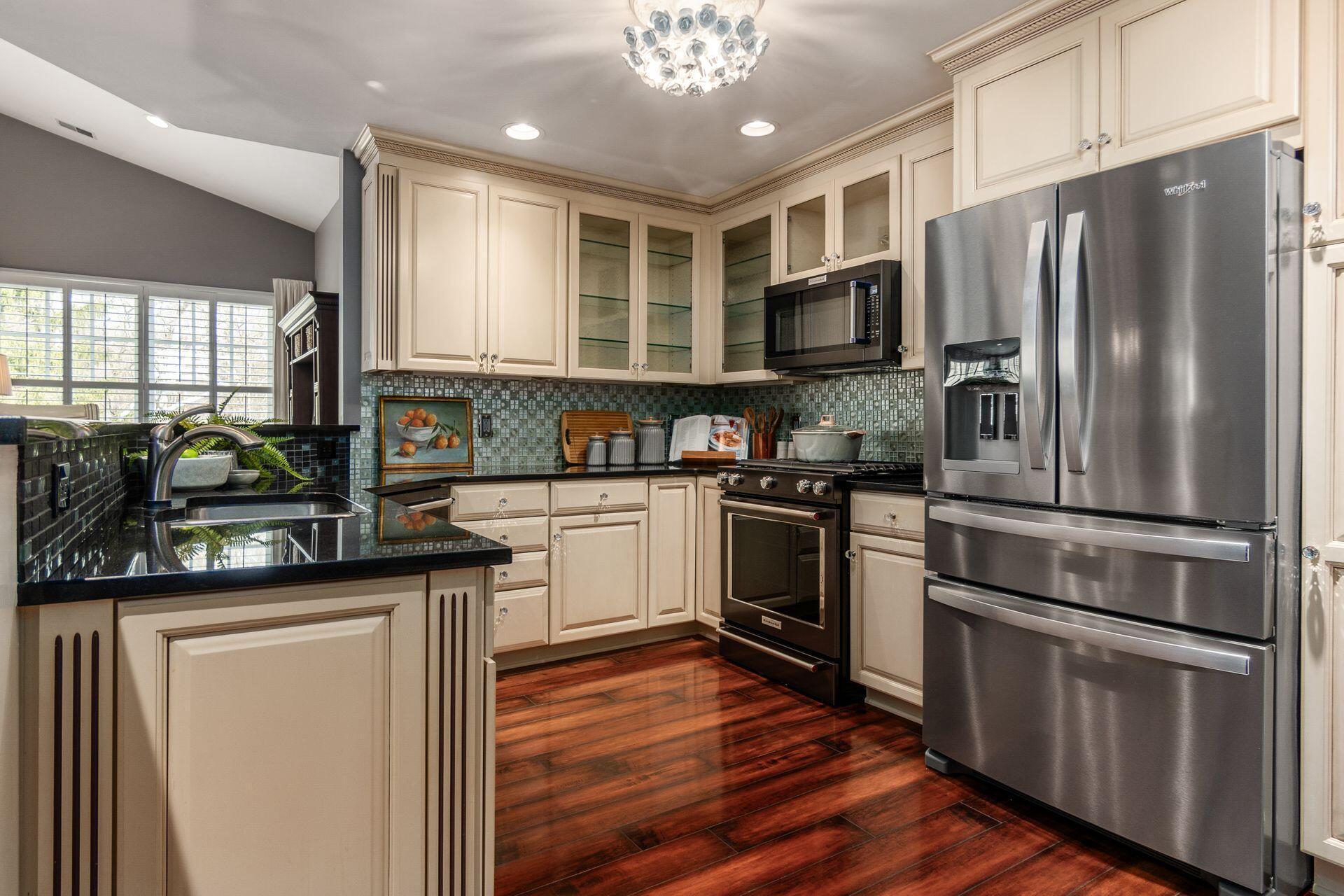 8144 Mount Air Place