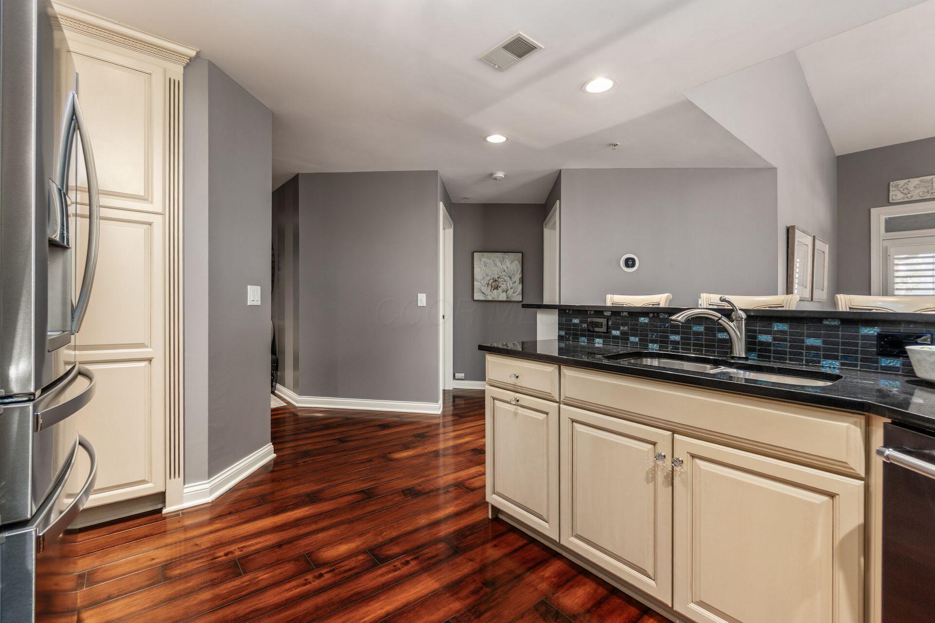 8144 Mount Air Place