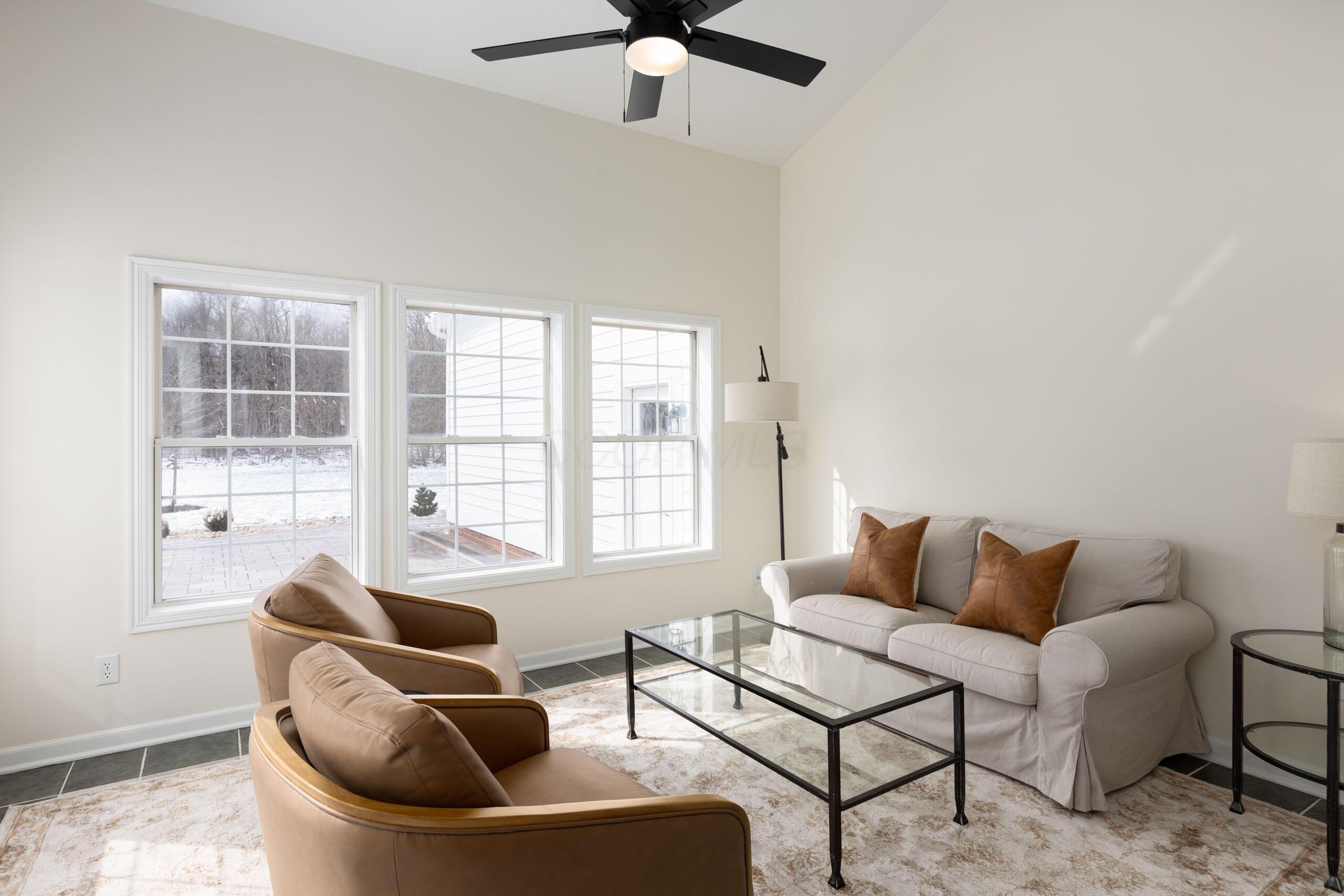 25 Stonesthrow Court