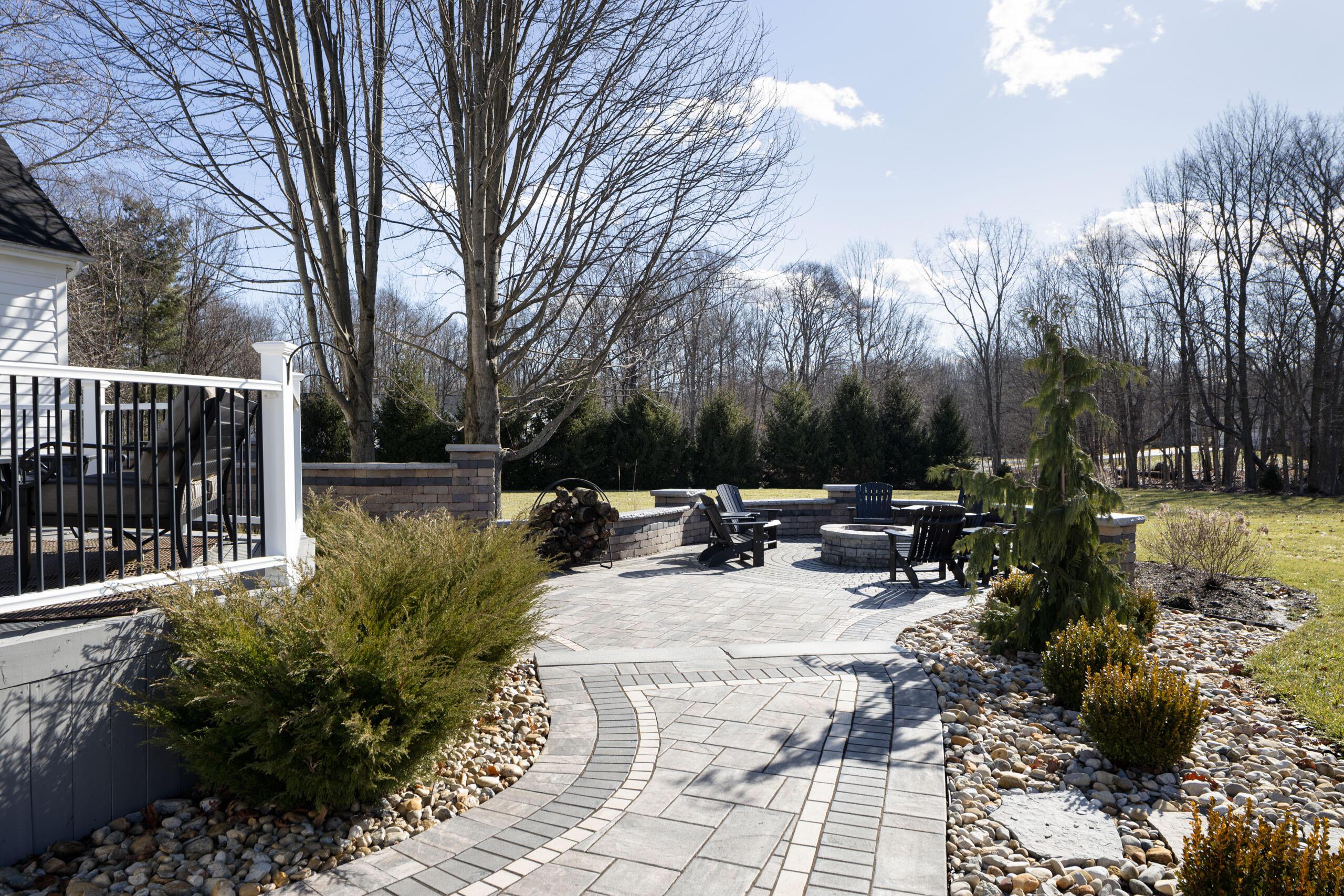 25 Stonesthrow Court