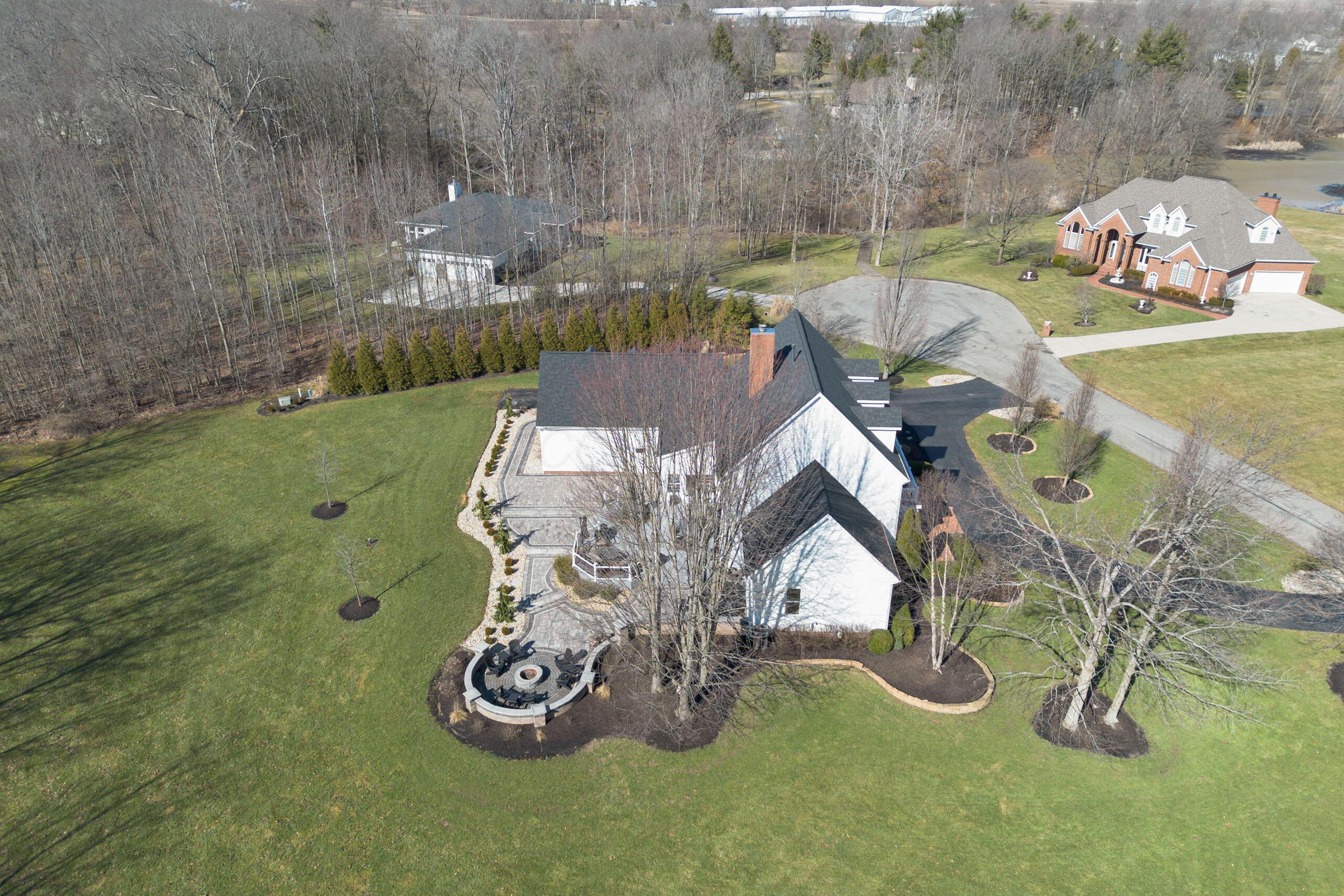 25 Stonesthrow Court