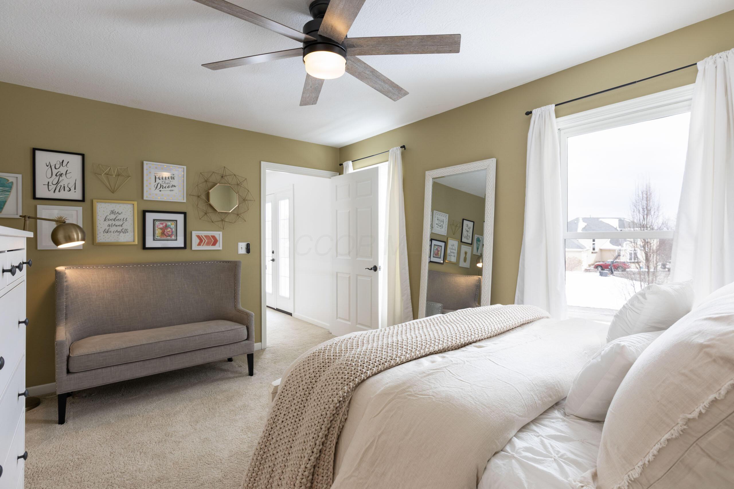 25 Stonesthrow Court