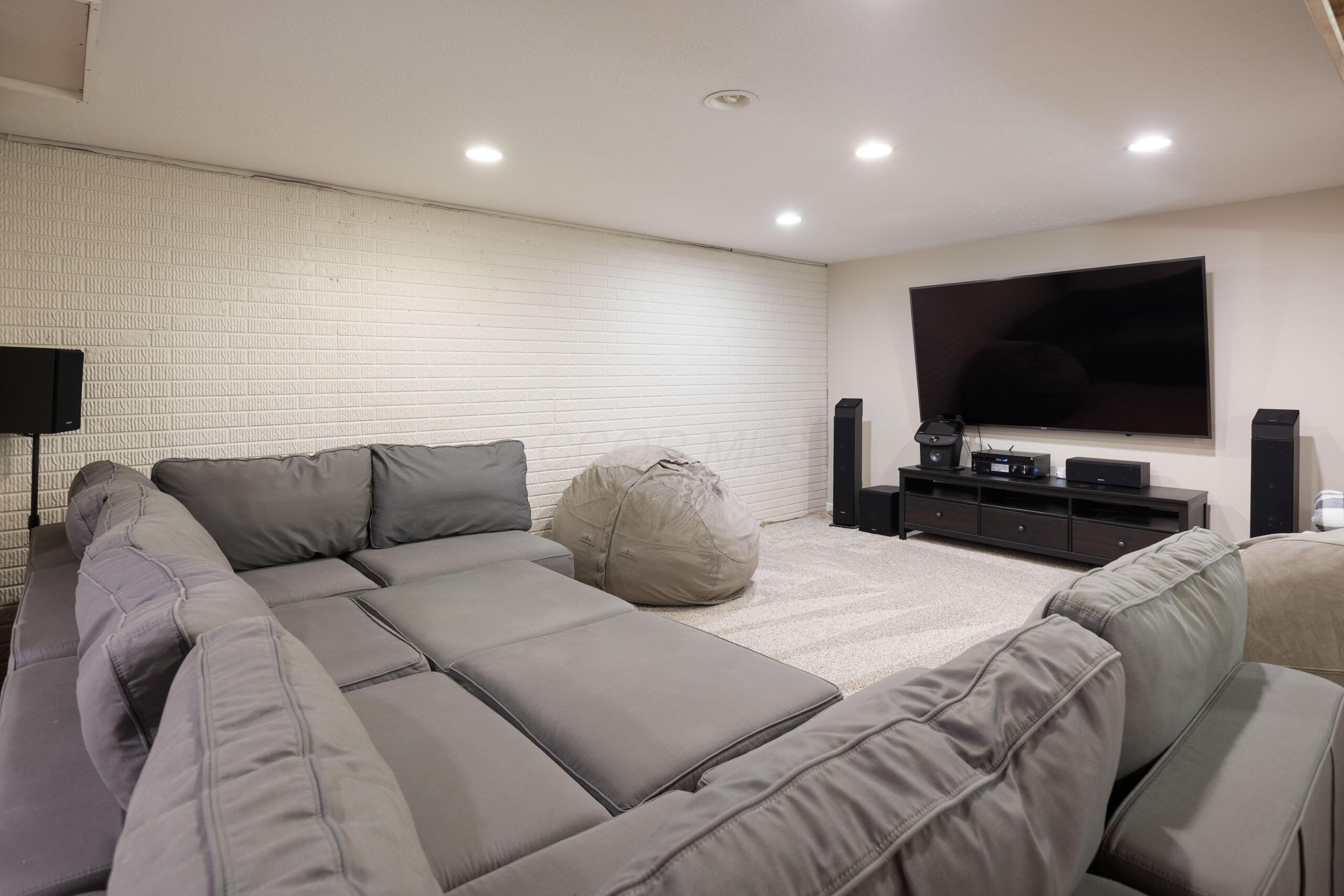 25 Stonesthrow Court