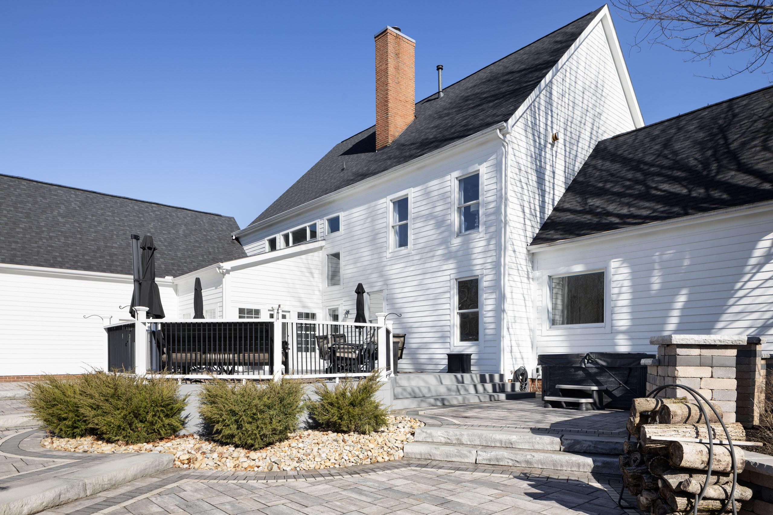 25 Stonesthrow Court