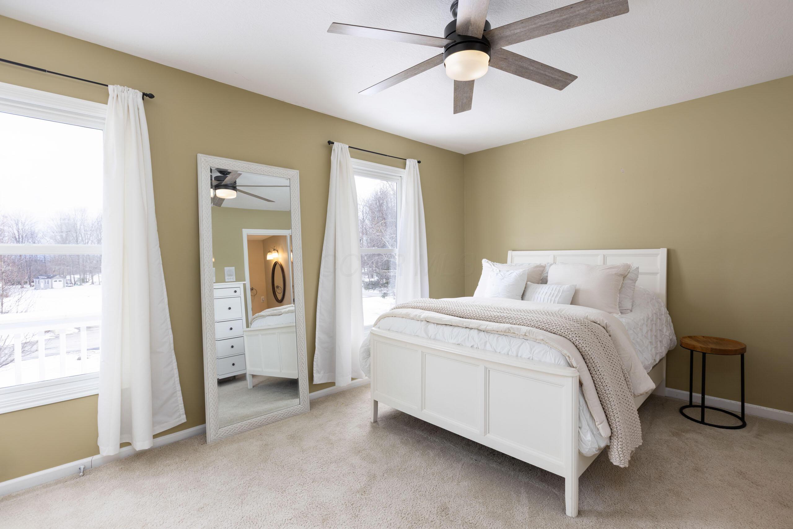 25 Stonesthrow Court