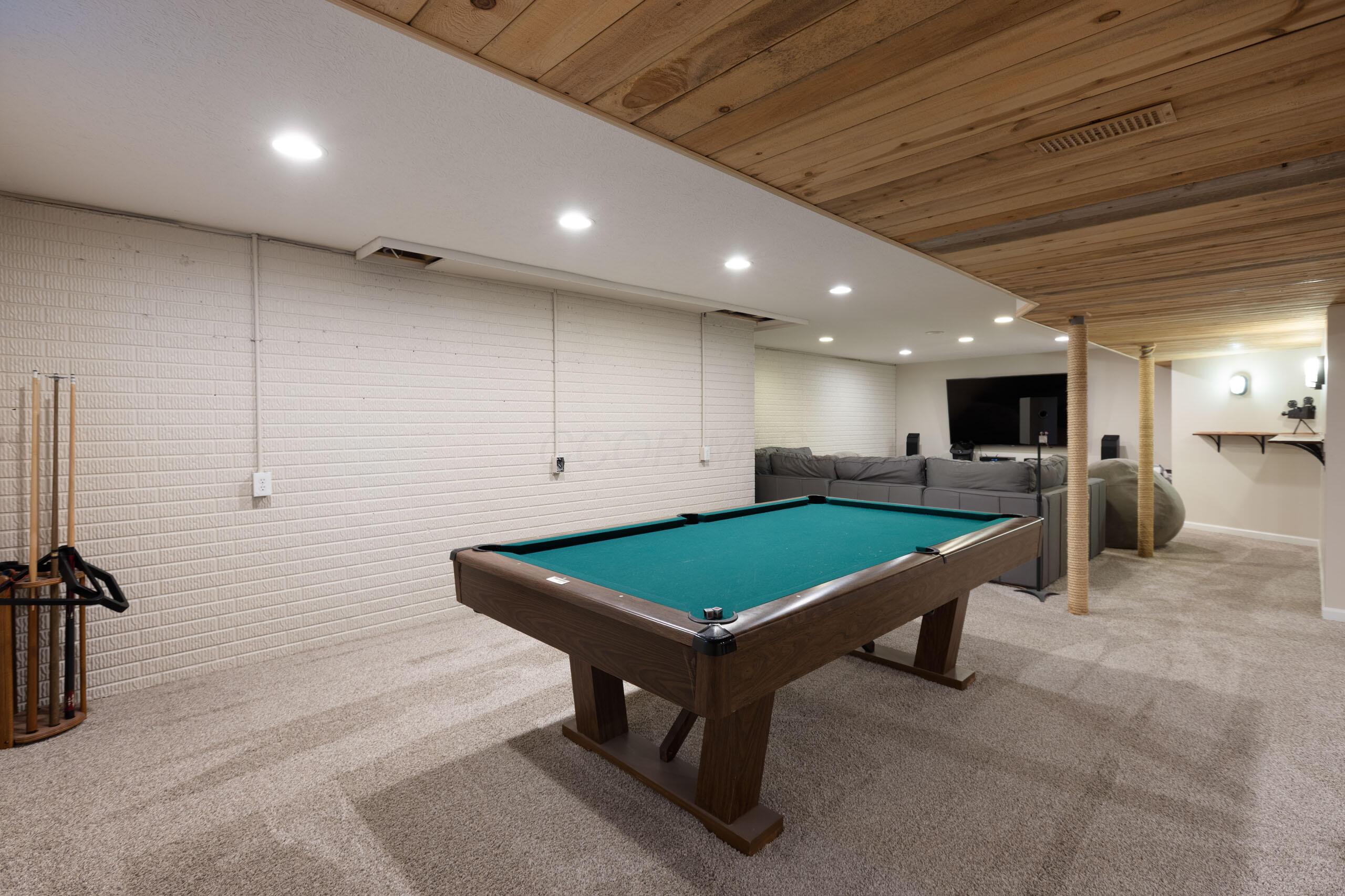 25 Stonesthrow Court