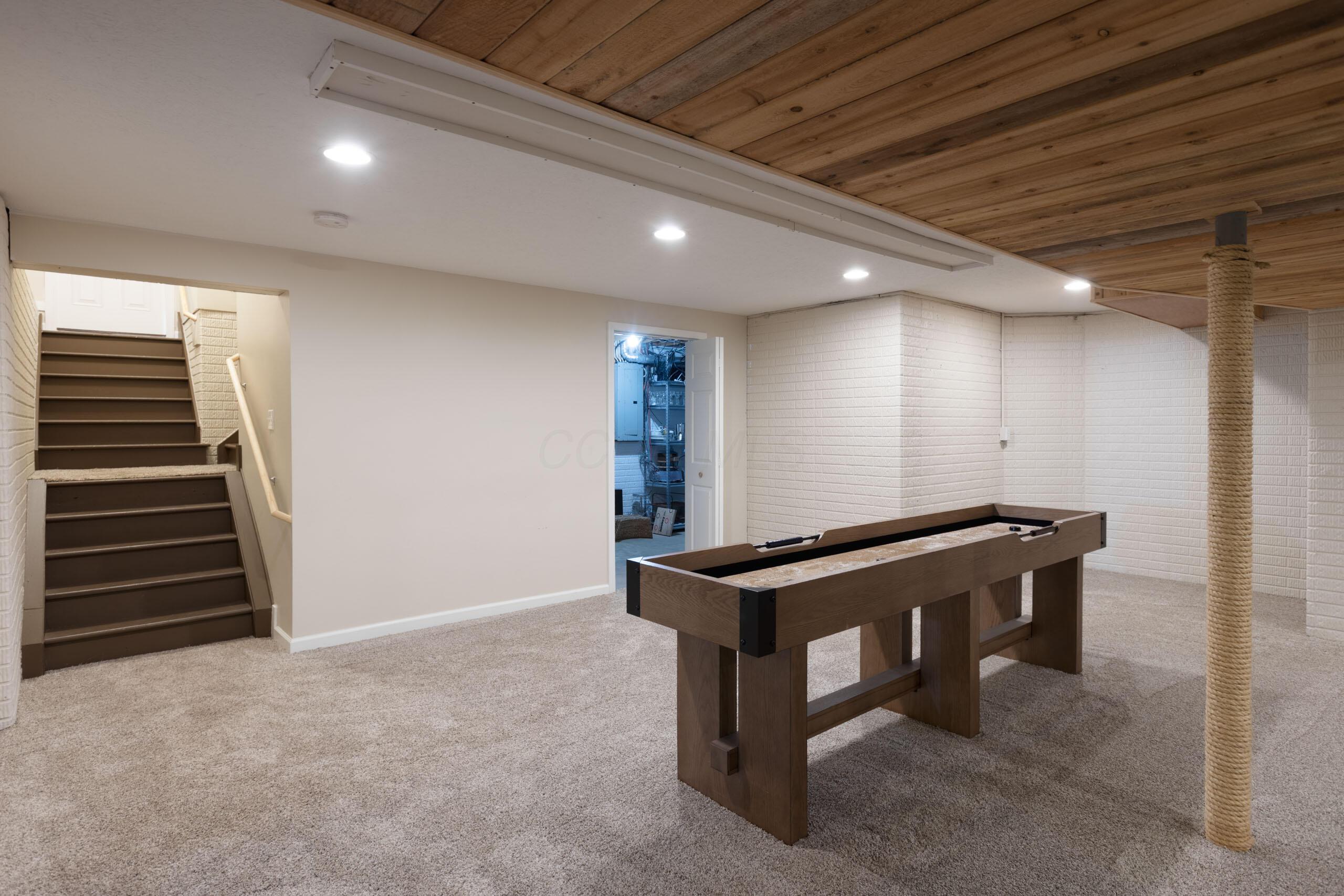 25 Stonesthrow Court